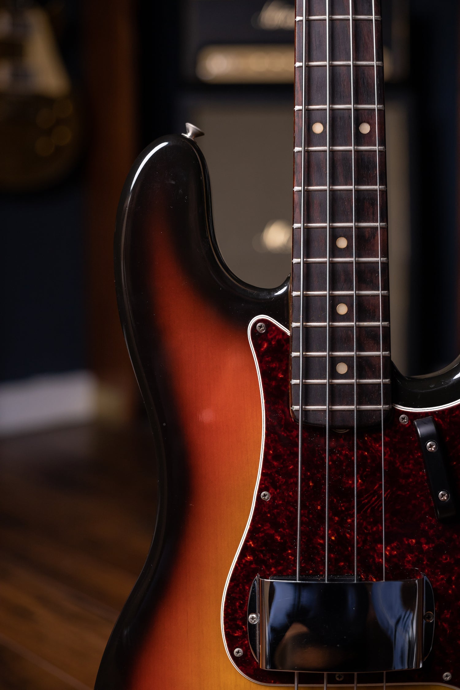 1968 Fender Precision Bass - Sunburst