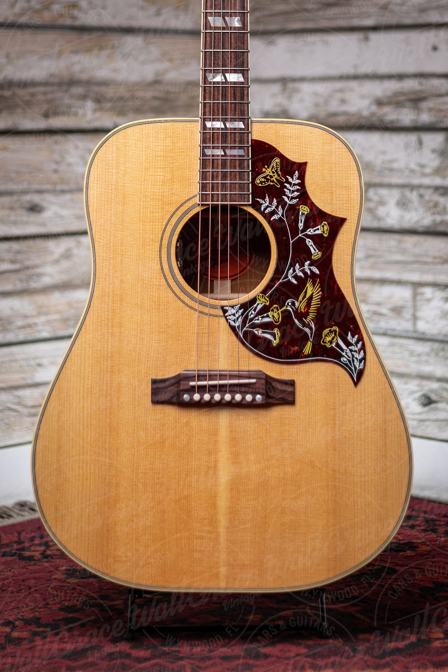 Gibson Hummingbird Original Acoustic-Electric Guitar - Antique Natural