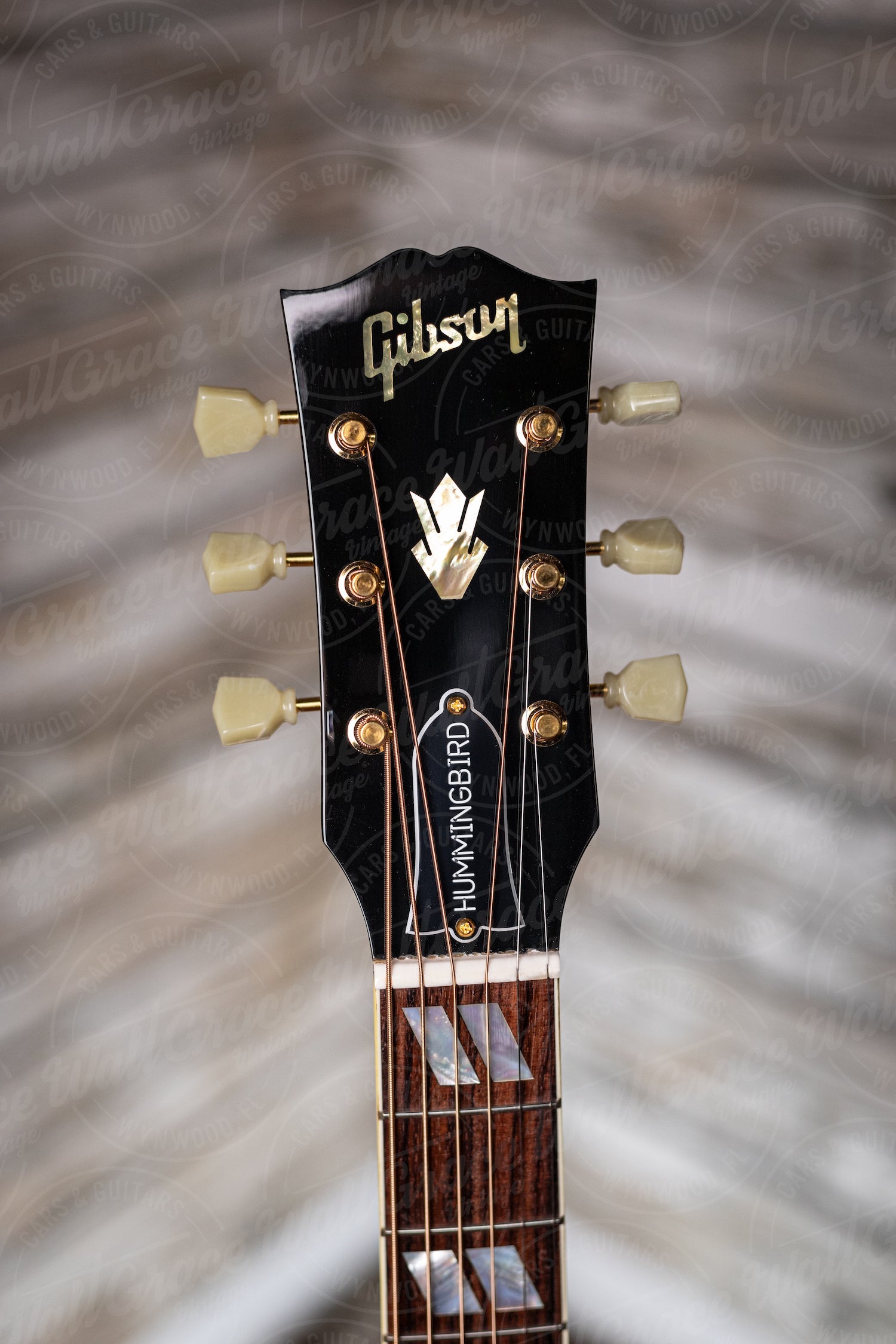 Gibson Hummingbird Original Acoustic-Electric Guitar - Antique Natural