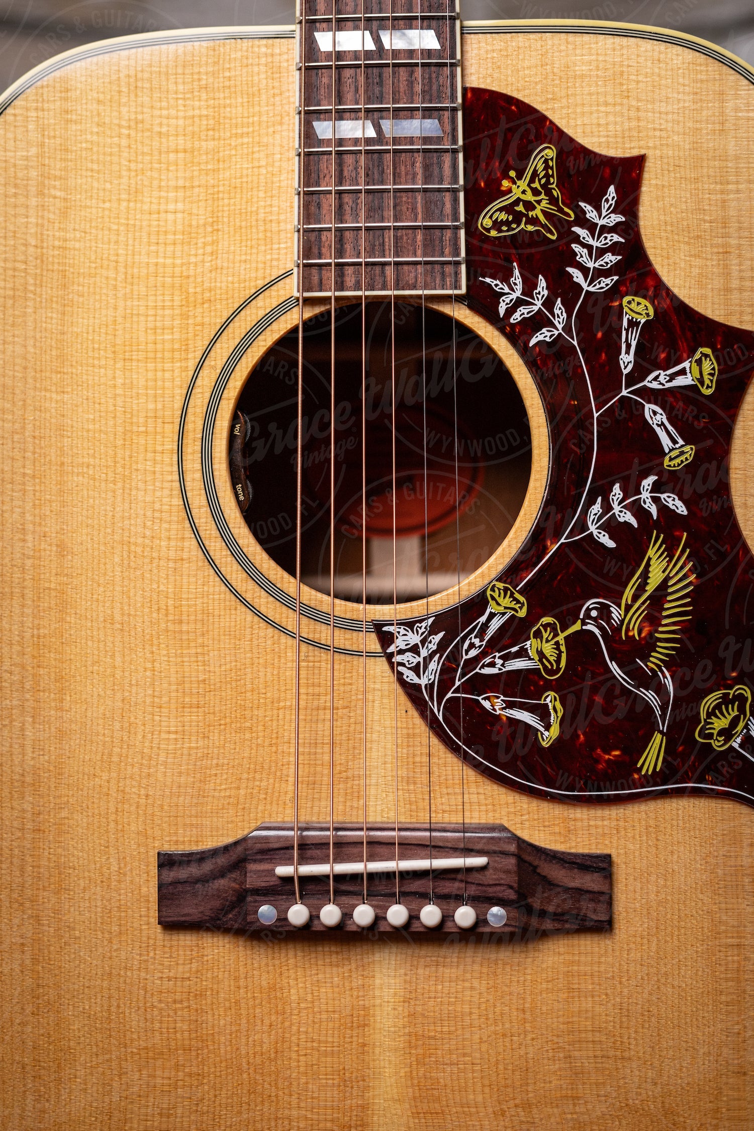 Gibson Hummingbird Original Acoustic-Electric Guitar - Antique Natural
