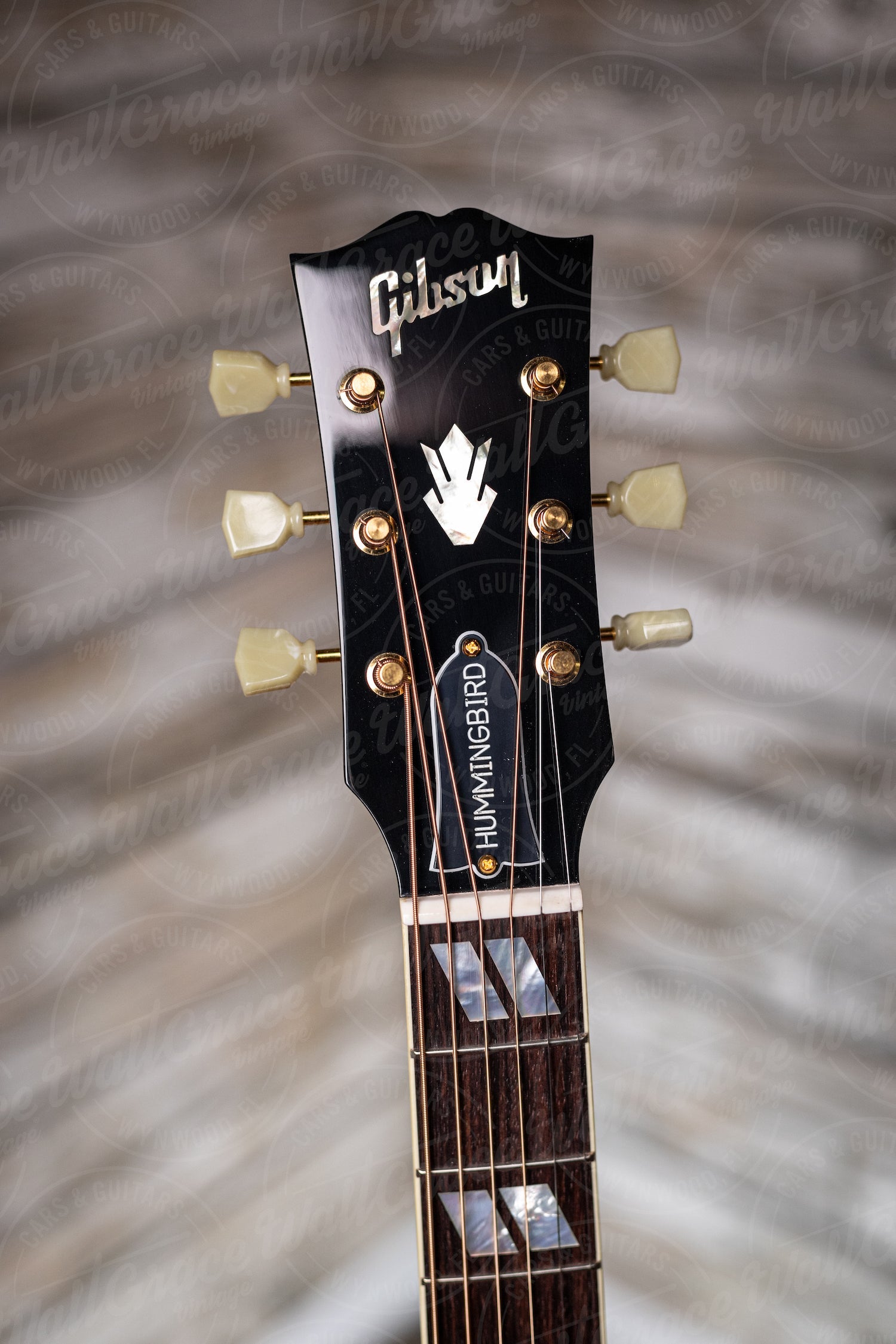 Gibson Hummingbird Original Acoustic-Electric Guitar - Antique Natural