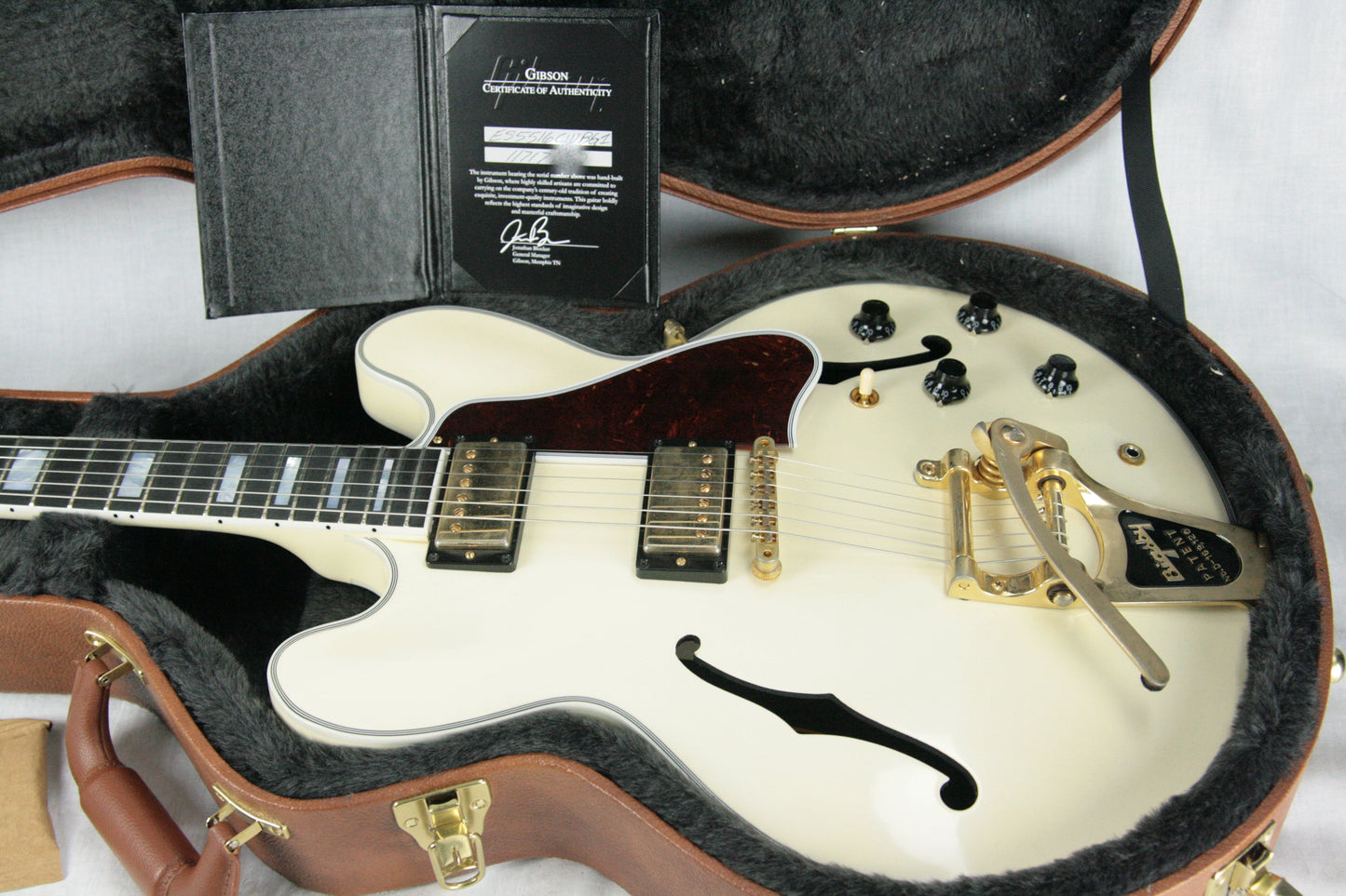 2017 Gibson ES-355 VOS in WHITE! Bigsby, Gold Hdwr! Memphis 345 335 LTD