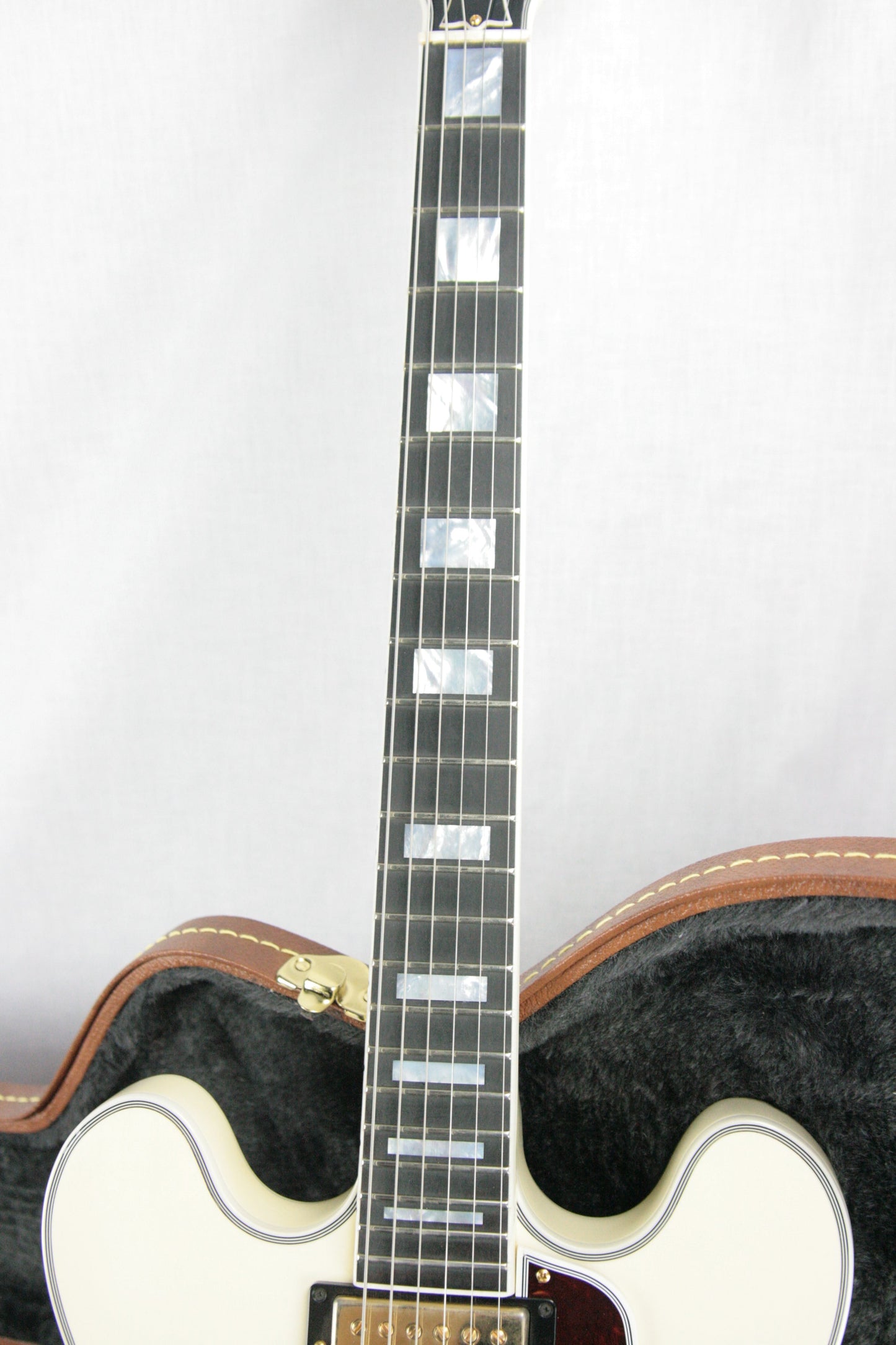 2017 Gibson ES-355 VOS in WHITE! Bigsby, Gold Hdwr! Memphis 345 335 LTD