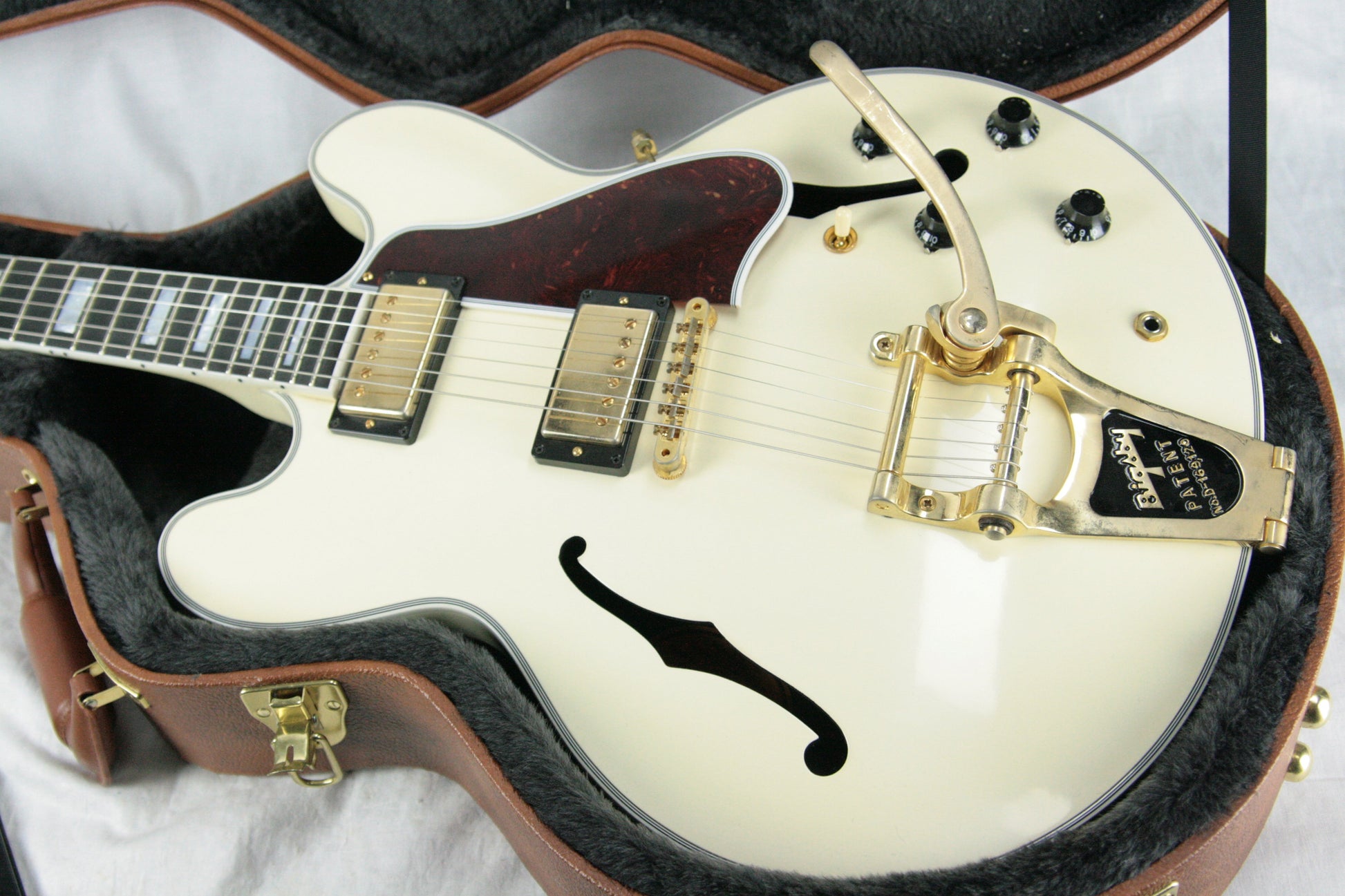 2017 Gibson ES-355 VOS in WHITE! Bigsby, Gold Hdwr! Memphis 345 335 LTD