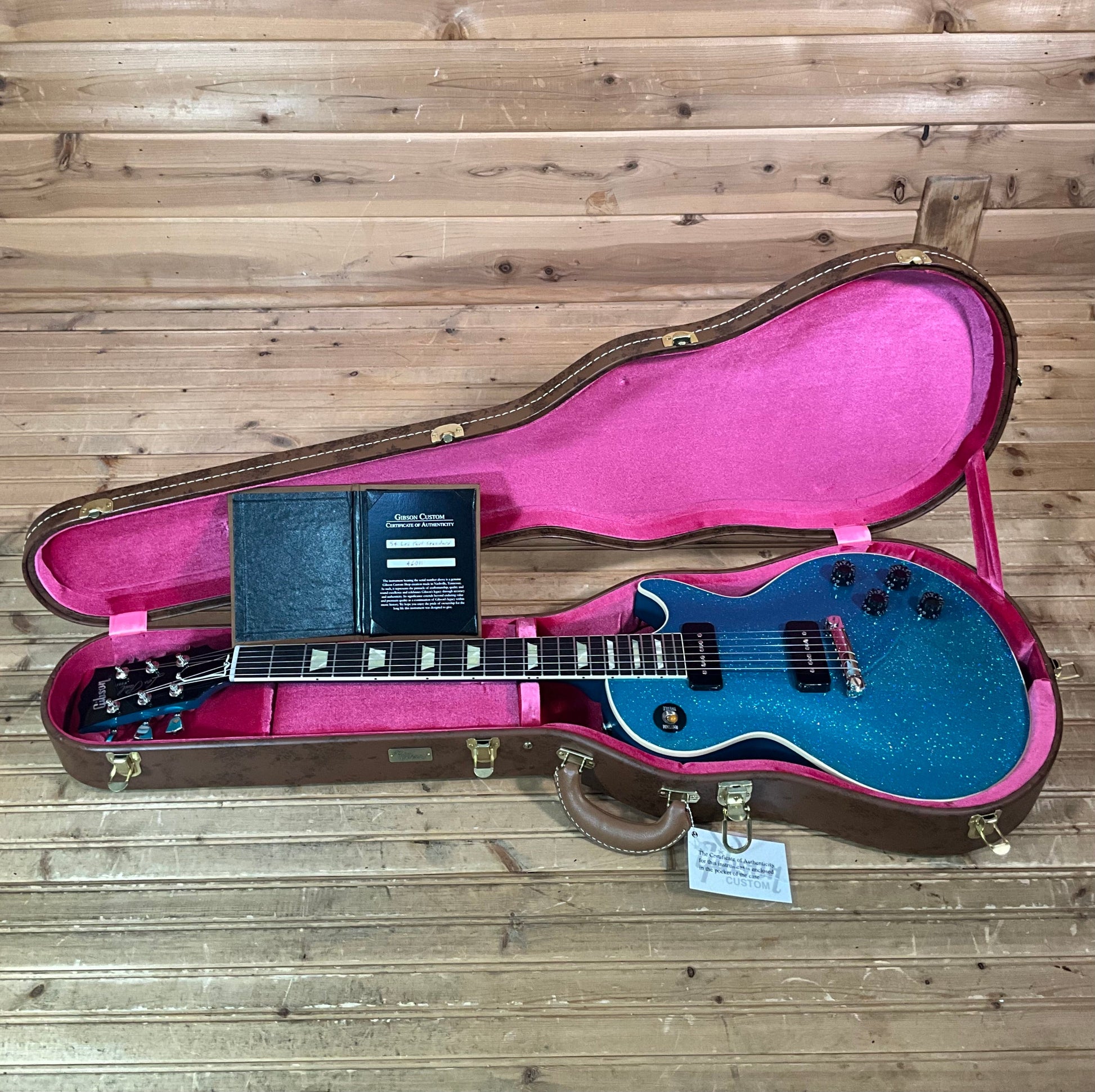 Gibson Custom 1954 Les Paul Standard Electric Guitar - Kamen Blue Shift Sparkle
