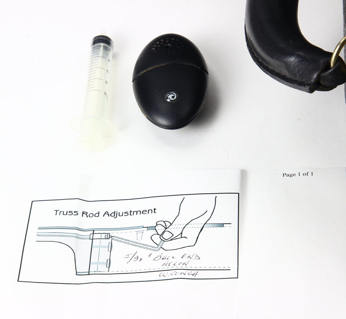 2001 Collings OM3C Cutaway Model - Sitka/EIR, Brazilian Rosewood headplate, Abalone Rosette, om3 om2h om1