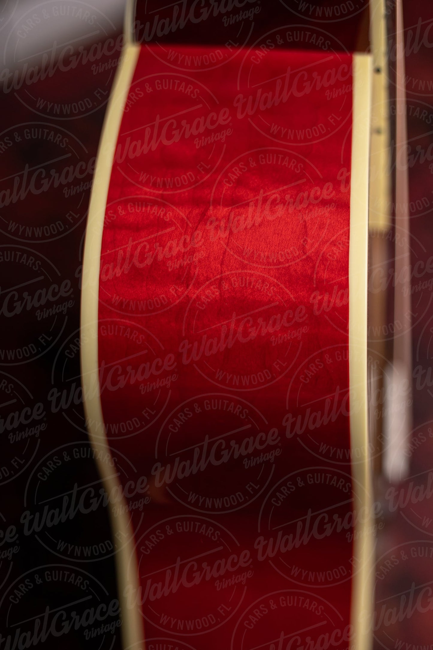 Gibson Dove Original Acoustic-Electric Guitar - Antique Natural