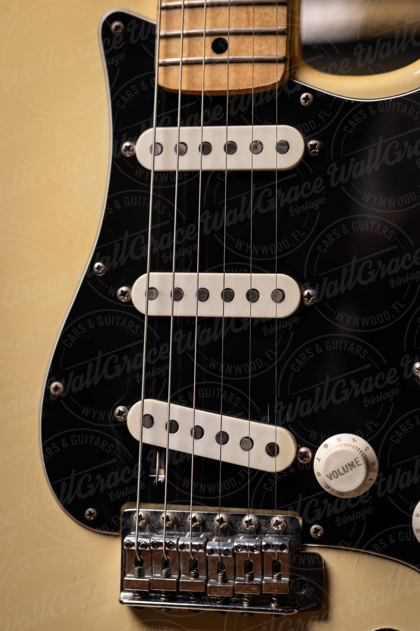 1976 Fender Stratocaster Electric Guitar - Olympic White
