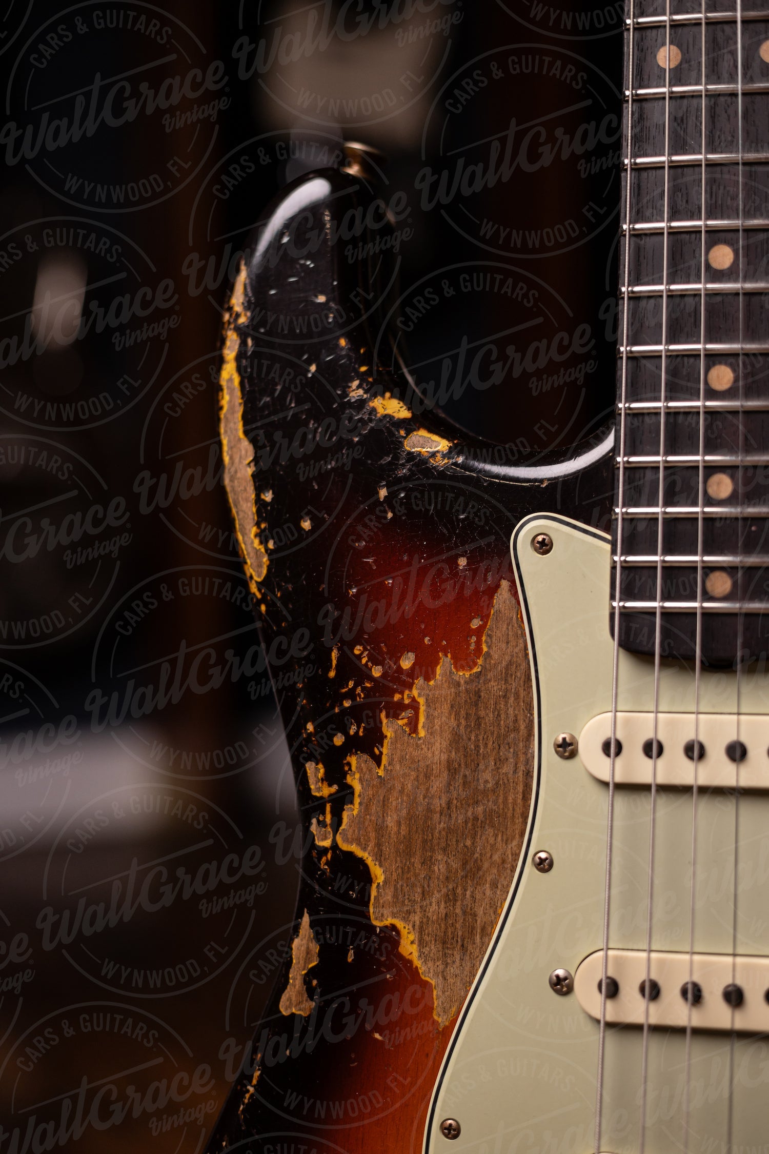 Fender Custom Shop '59 Stratocaster Super Heavy Relic Electric Guitar - Super Faded Aged Sunburst