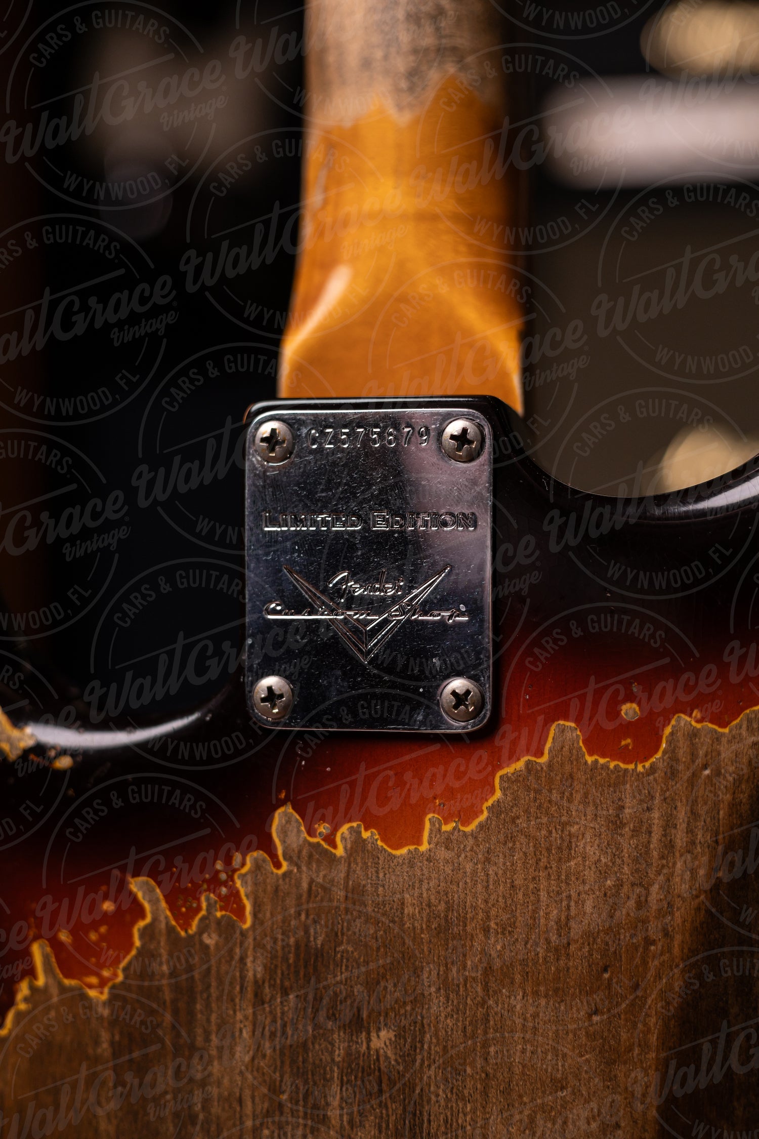 Fender Custom Shop '59 Stratocaster Super Heavy Relic Electric Guitar - Super Faded Aged Sunburst