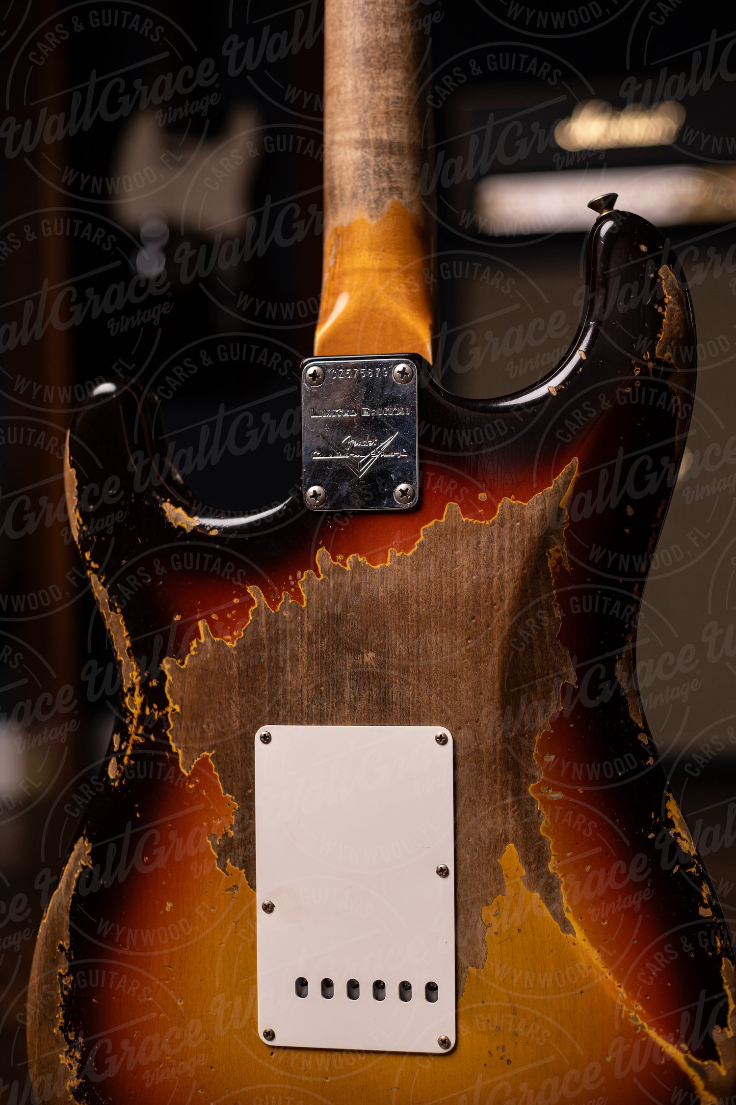 Fender Custom Shop '59 Stratocaster Super Heavy Relic Electric Guitar - Super Faded Aged Sunburst