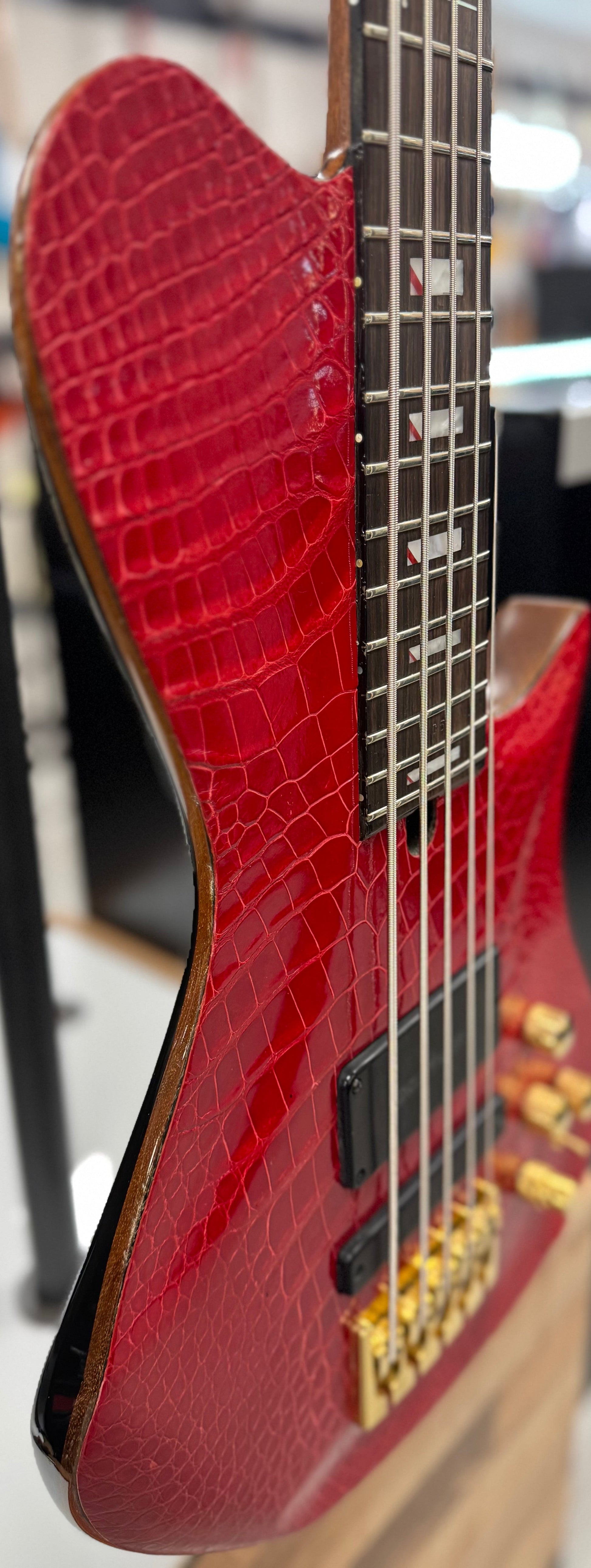 Used Warrior Kings Closet Isabella 5-String Bass Red Alligator Top w/Bag TSS6755