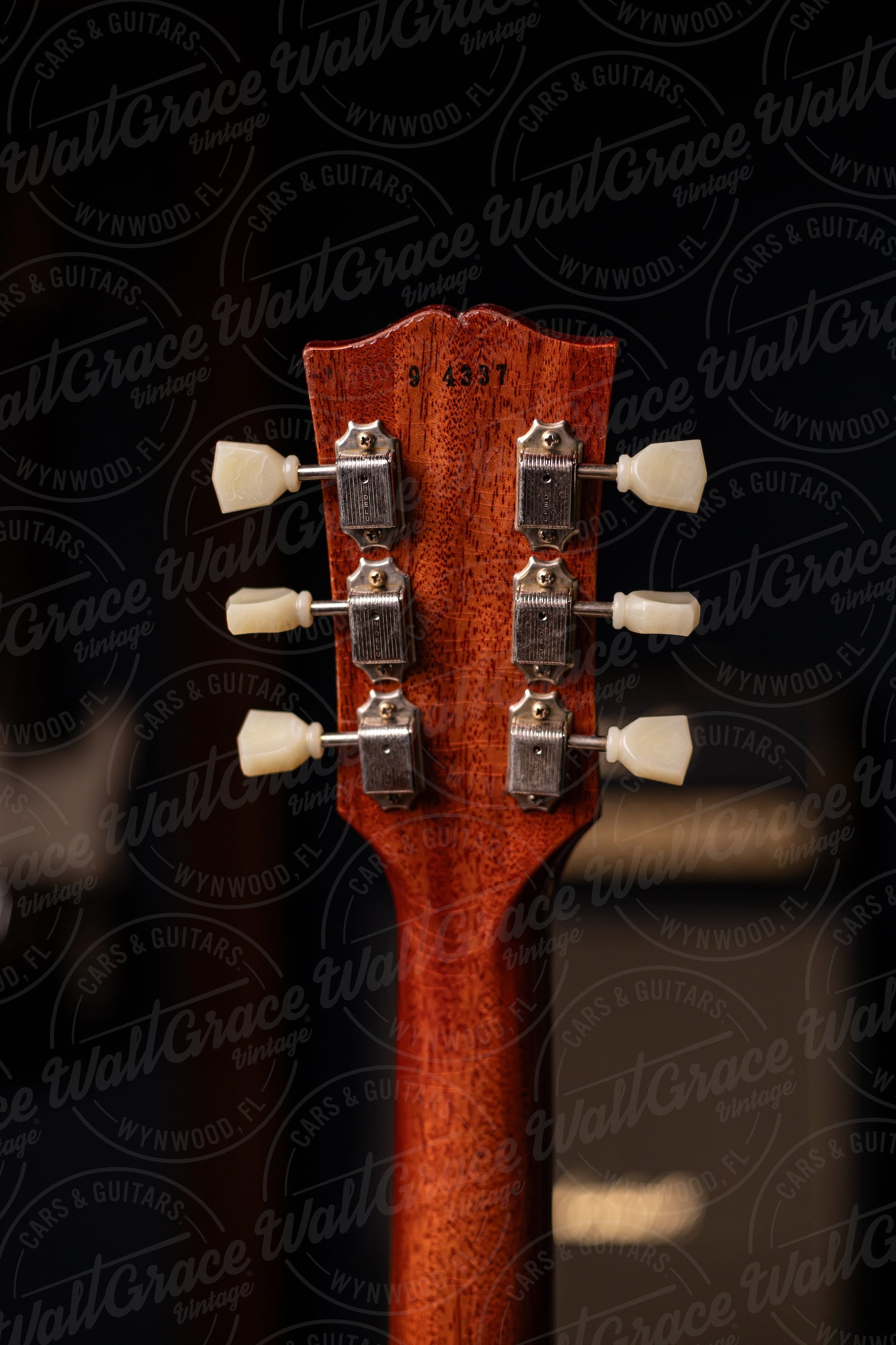 Gibson Custom Shop Murphy Lab 1959 Les Paul Standard Light Aged Reissue Electric Guitar - Royal Tea Burst