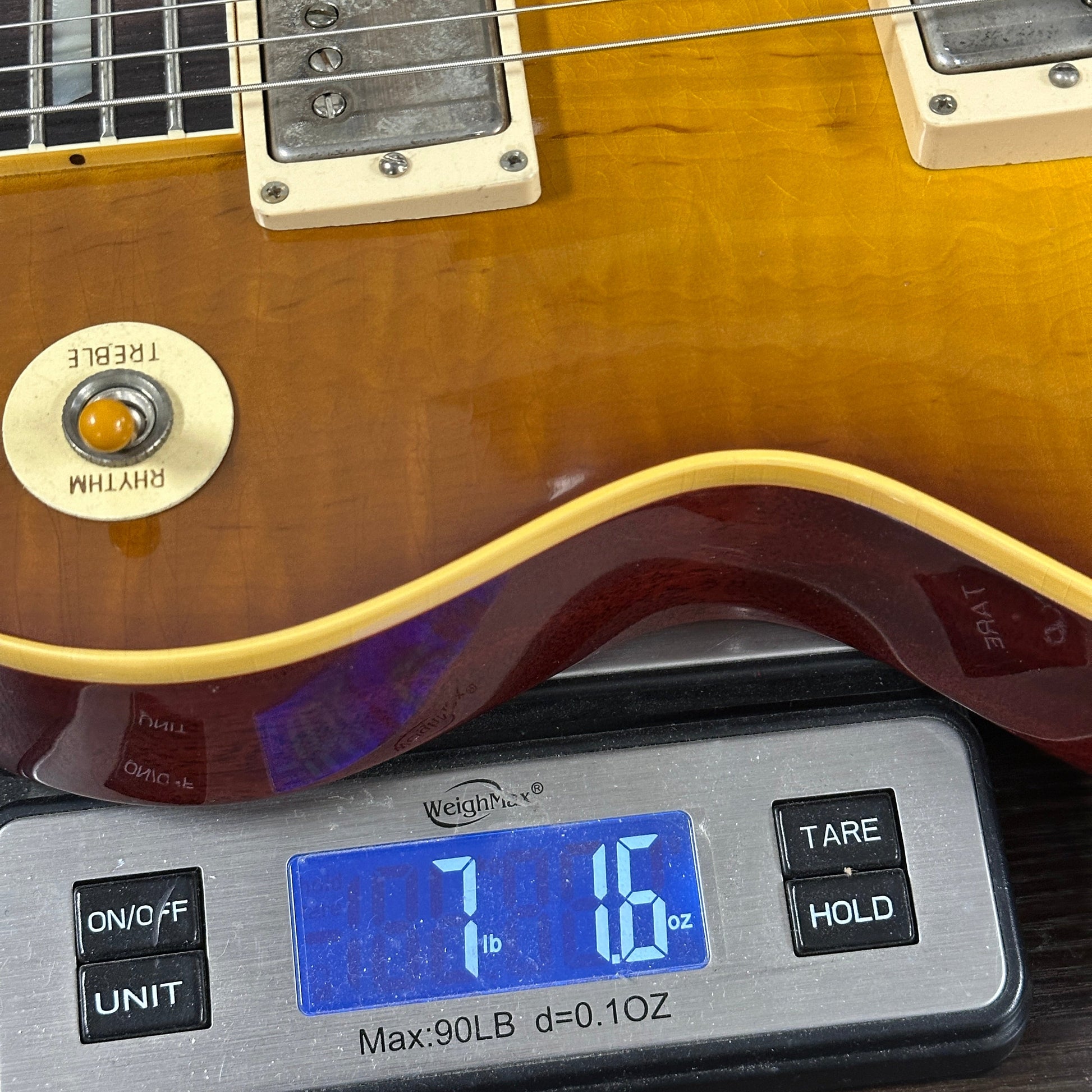 Gibson Custom Dealer Select 1959 Les Paul Standard Chambered Golden Poppy Ultra Light Aged w/case 960098