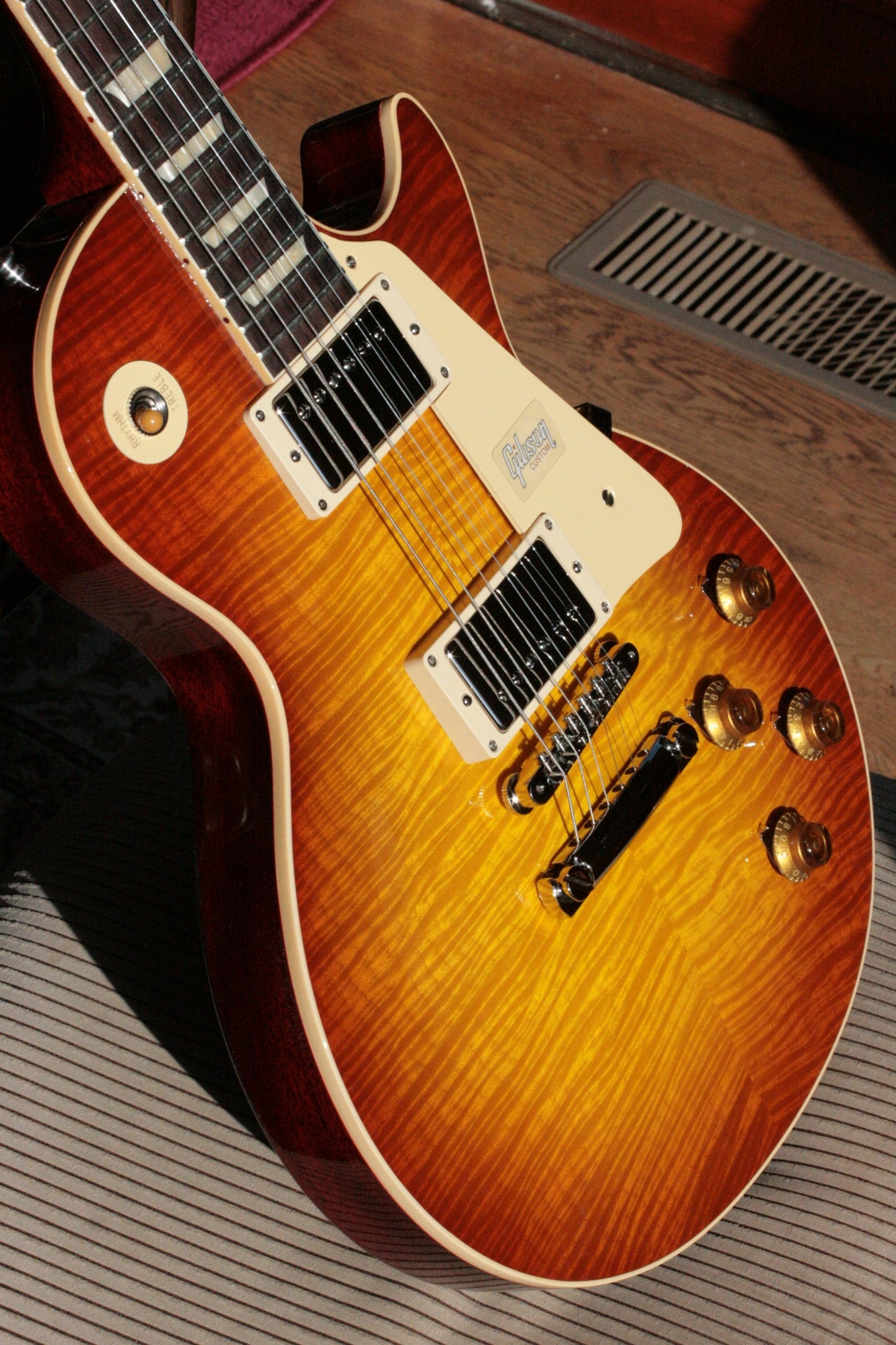 2019 Gibson 1959 Les Paul 60TH ANNIVERSARY Historic Reissue R9 59 Custom Shop Sunrise Tea Burst