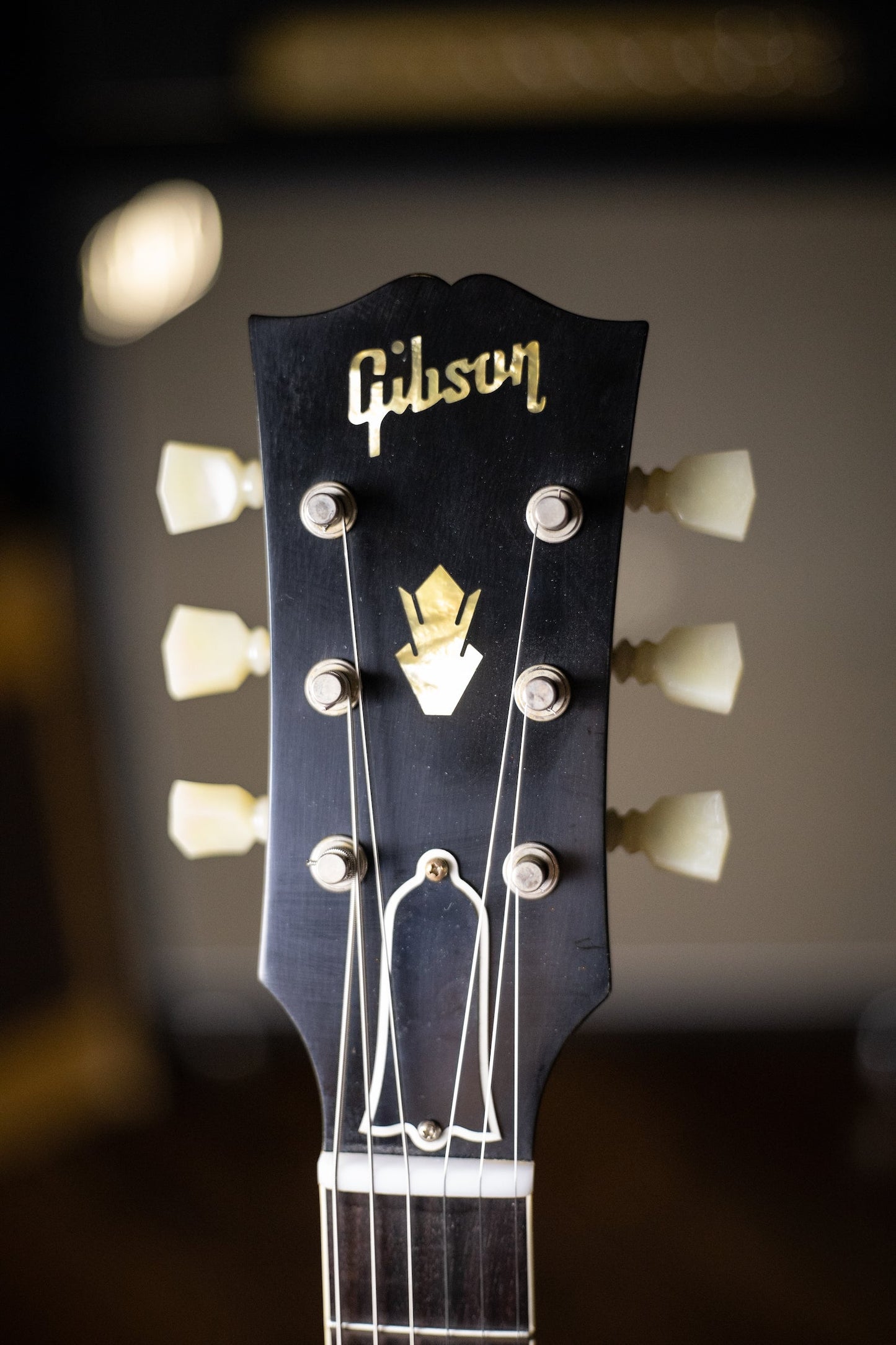 Gibson Custom Shop 1964 ES-335 Reissue VOS Electric Guitar - Vintage Burst