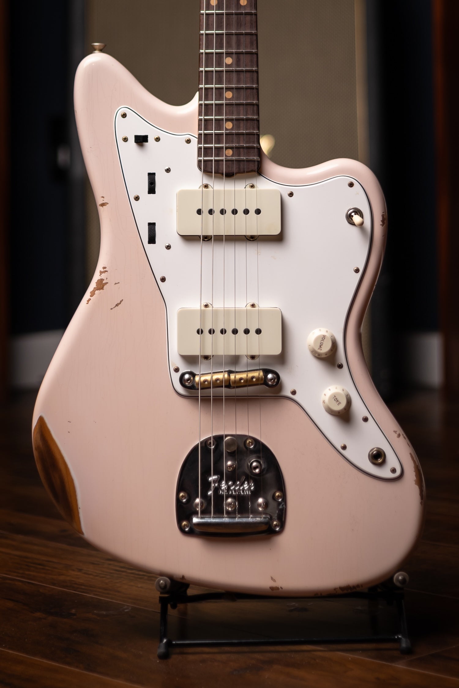 Fender Custom Shop 1963 Jazzmaster Relic Electric Guitar - Aged Shell Pink