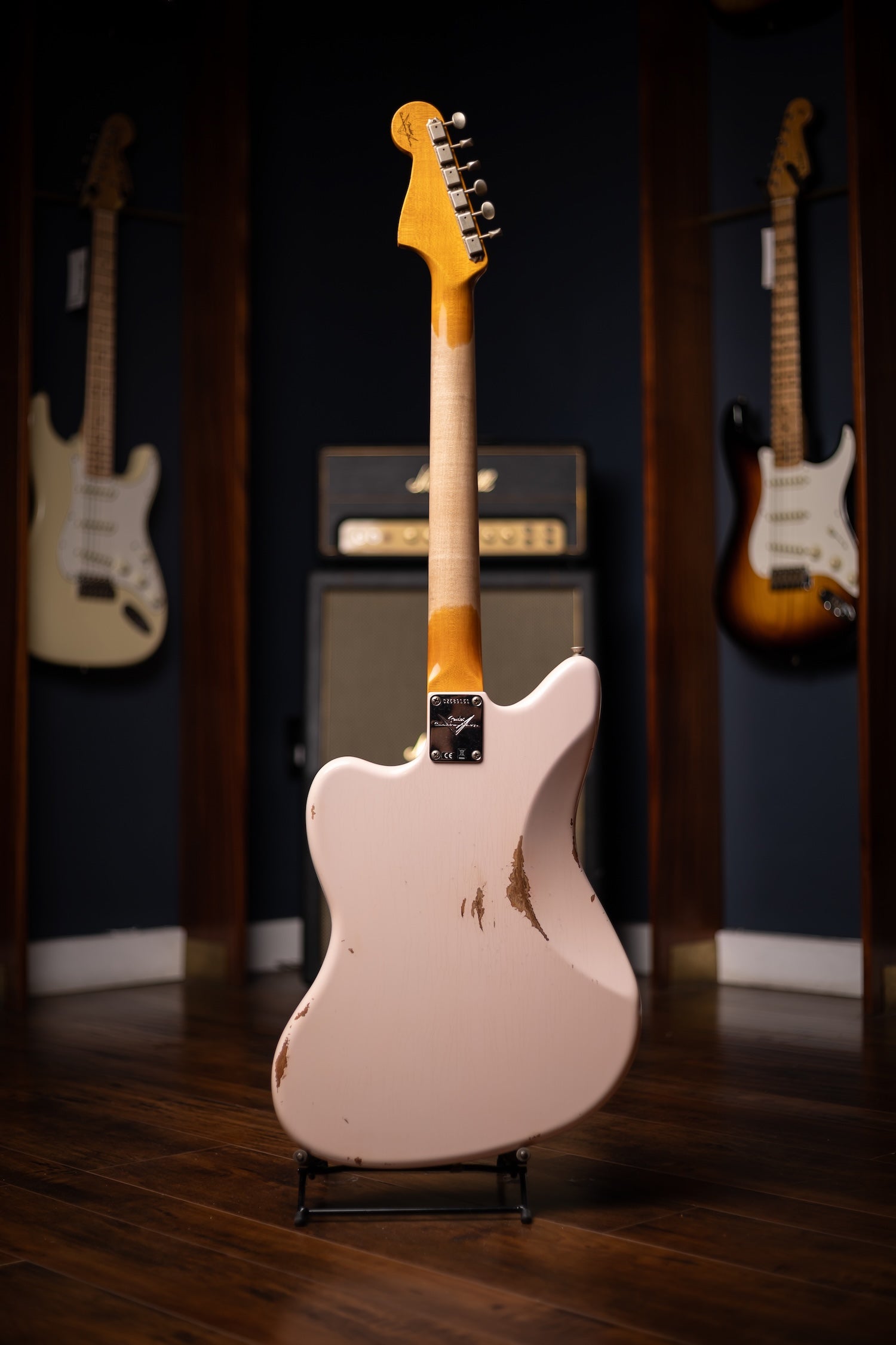 Fender Custom Shop 1963 Jazzmaster Relic Electric Guitar - Aged Shell Pink