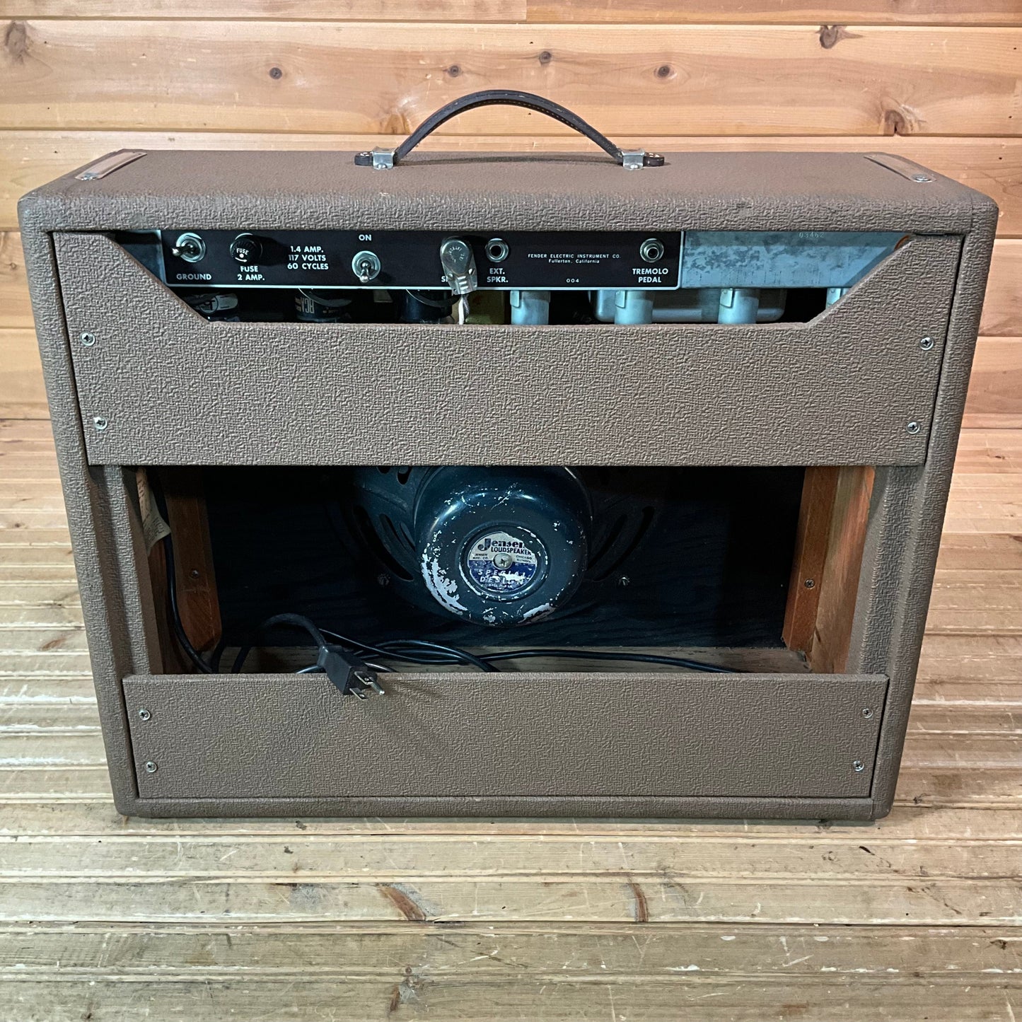 Fender 1960 Vibrolux Guitar Amplifier USED