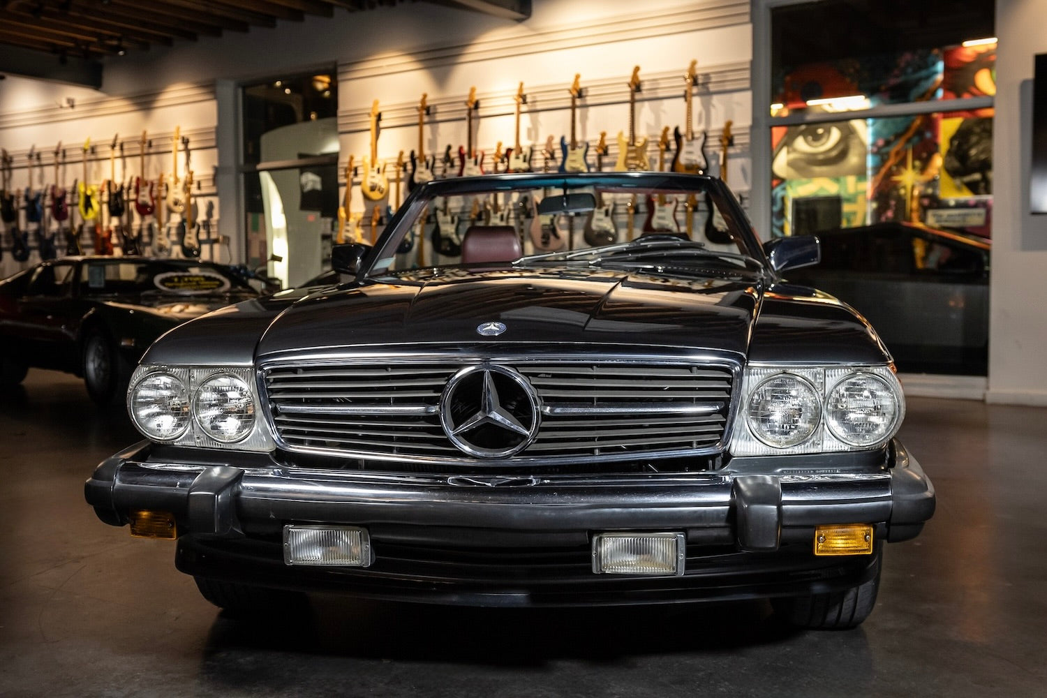 1986 Mercedes-Benz 560 SL Black Pearl Metallic