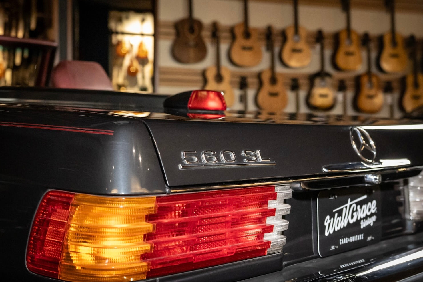 1986 Mercedes-Benz 560 SL Black Pearl Metallic