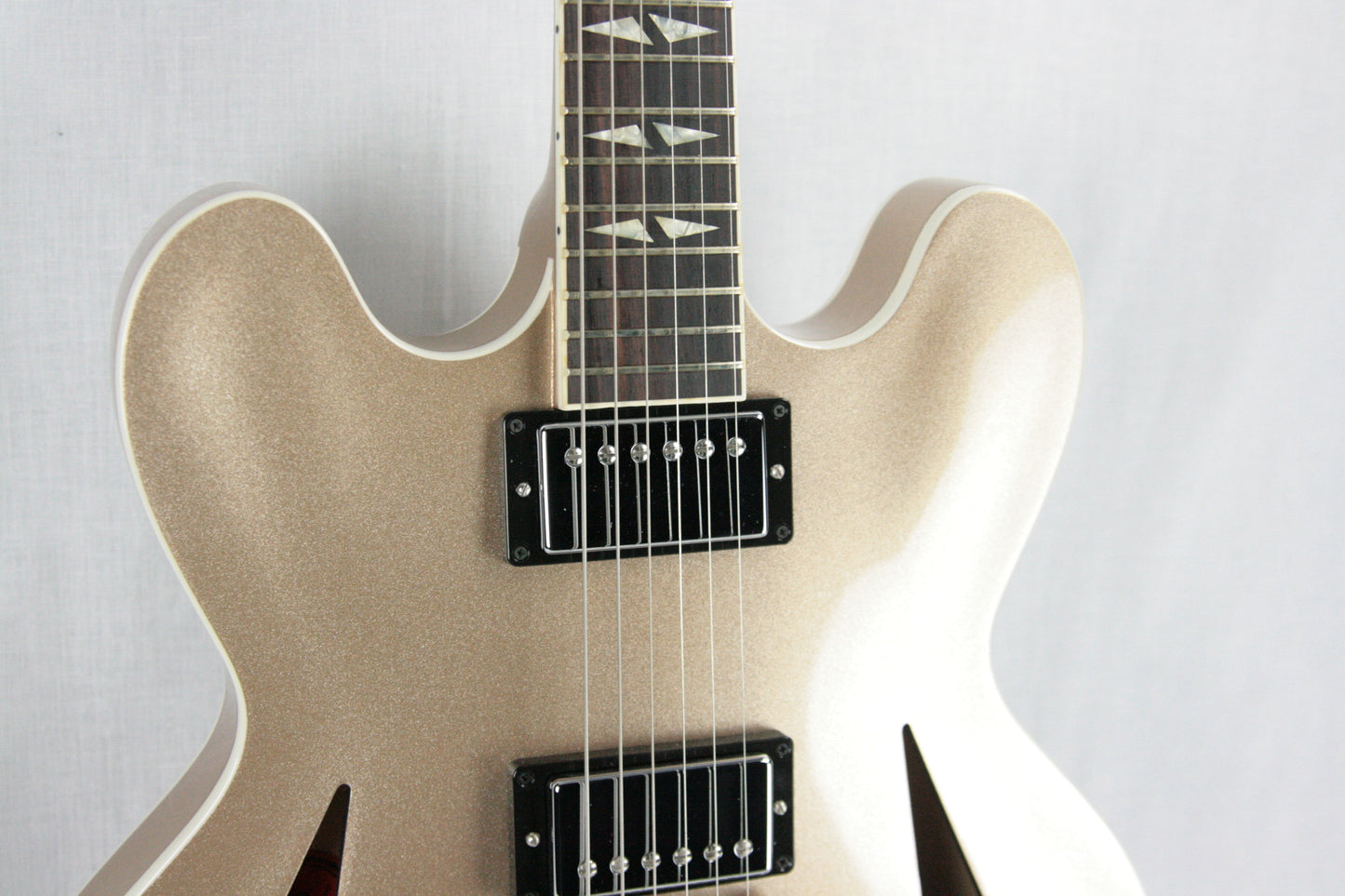 MINT 2014 Gibson Dave Grohl Signature ES-335 Metallic Gold DG-335 LOW NUMBER