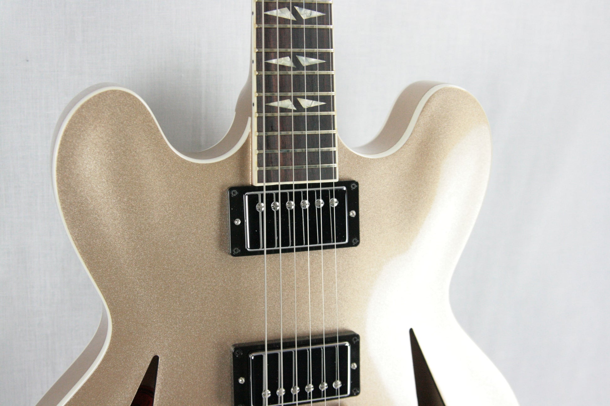 MINT 2014 Gibson Dave Grohl Signature ES-335 Metallic Gold DG-335 LOW NUMBER