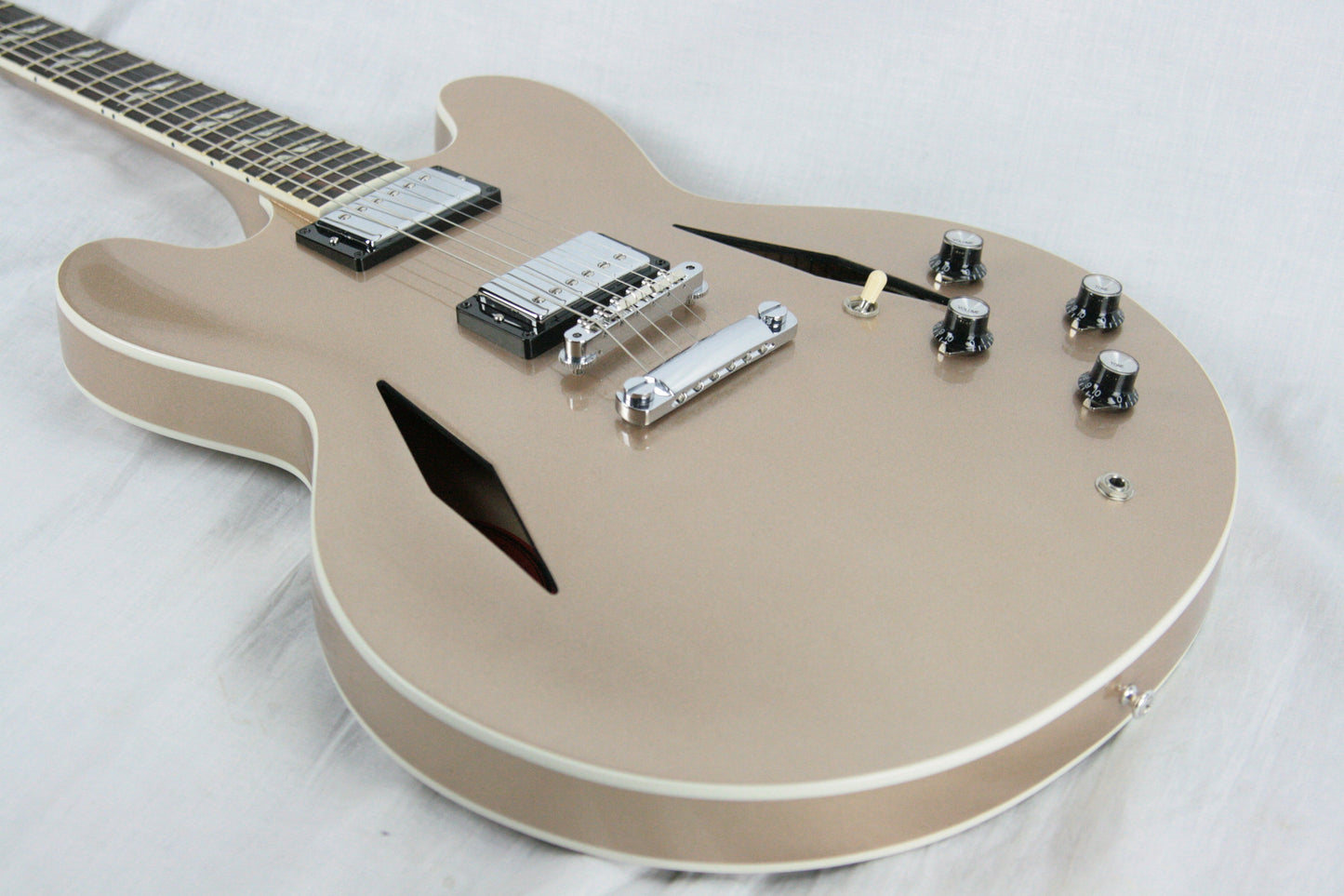 MINT 2014 Gibson Dave Grohl Signature ES-335 Metallic Gold DG-335 LOW NUMBER