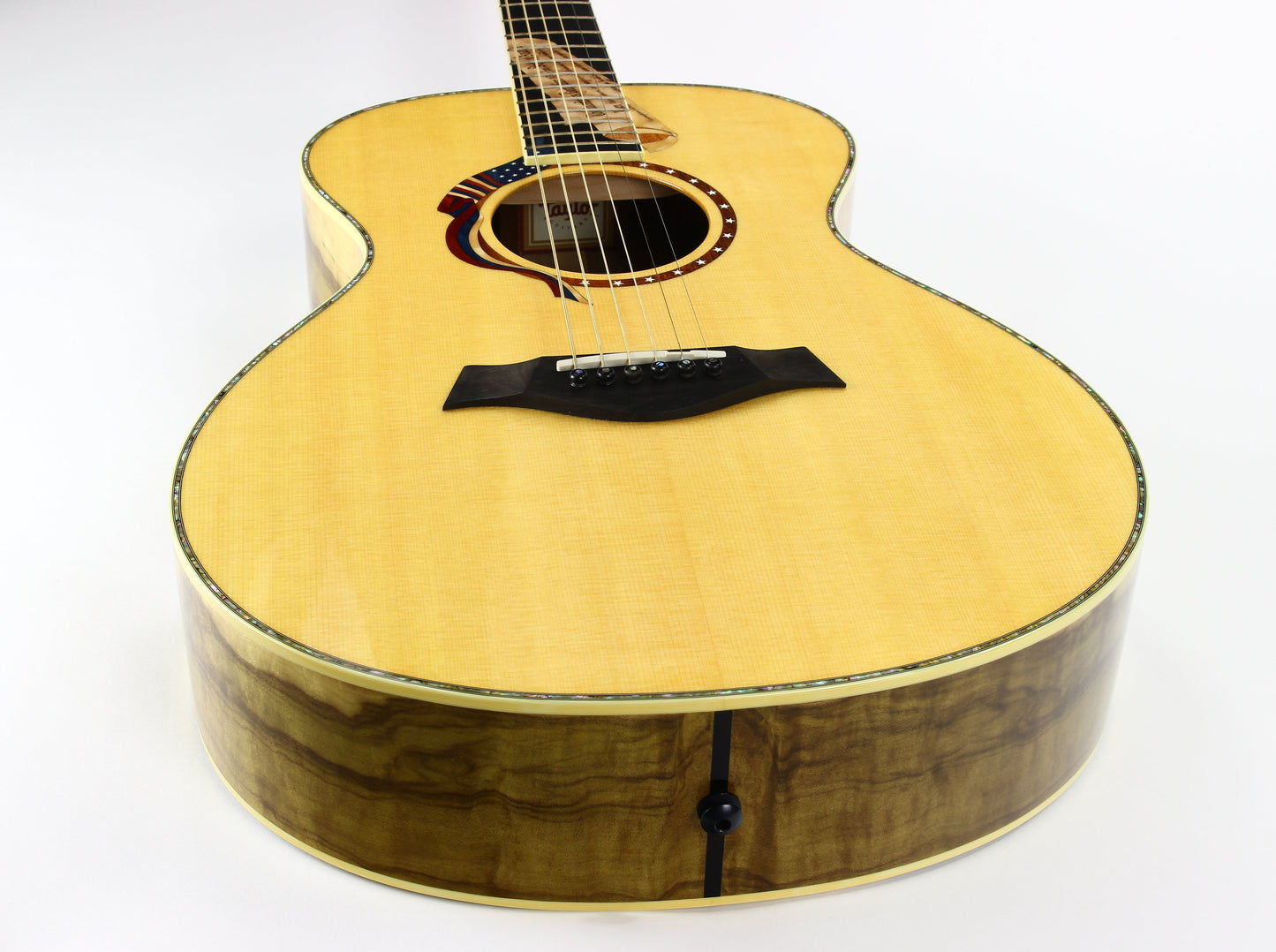 MINT & UNPLAYED! 2002 Taylor Liberty Tree Grand Concert Guitar LTG - US Flag, Declaration of Independence Inlays!