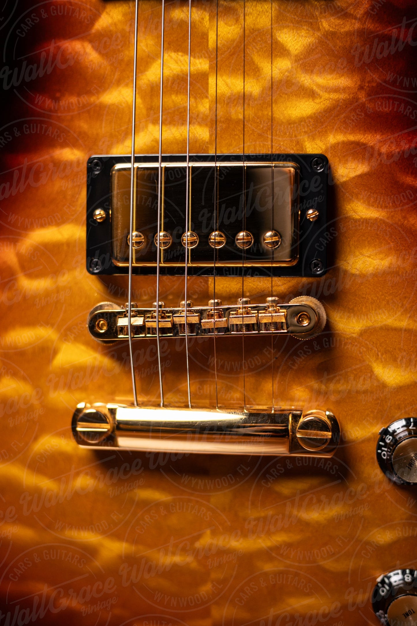 2001 Gibson Custom Shop 1968 Les Paul Custom Quilt Top Electric Guitar - Tri Burst