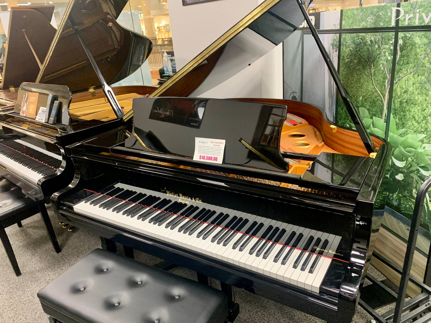 Hallet Davis Pianodisc player baby grand 4'10" Ebony Polish finish.