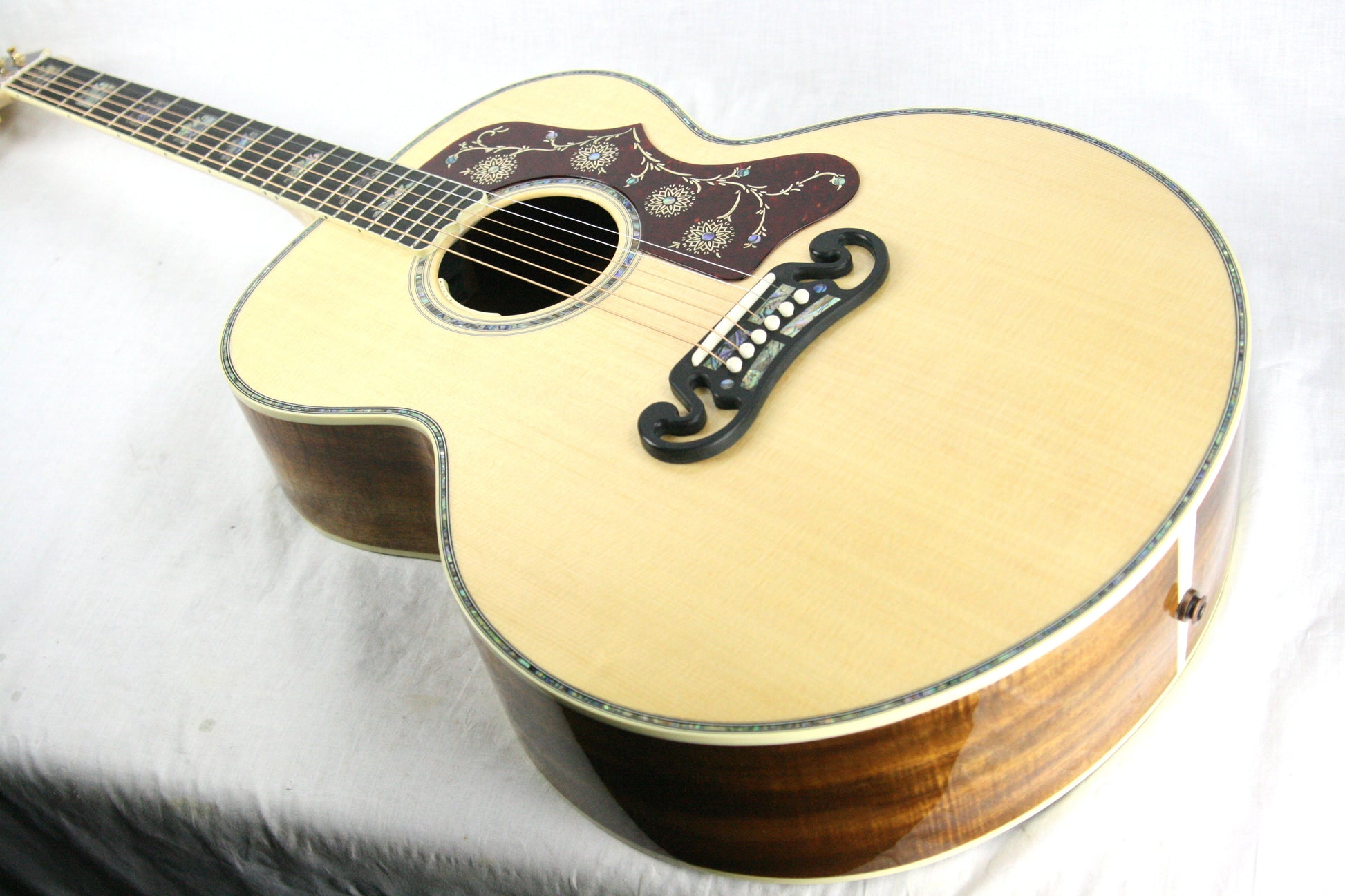 2017 Gibson Custom Shop SJ-200 KOA! Abalone, Limited Edition! j200 Acoustic Guitar j45