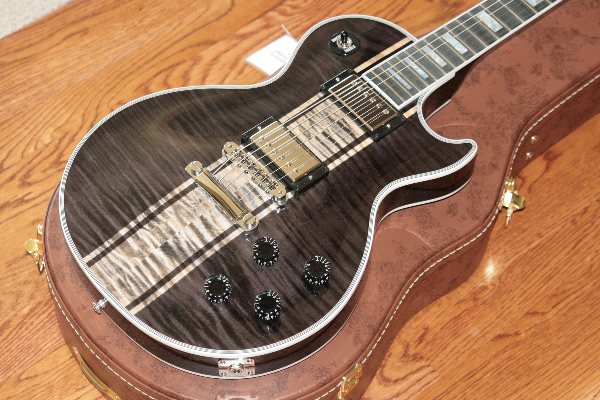 2018 Gibson Custom Shop Les Paul WHITE SCORPION! Flametop, Limited Block Inlay Model!