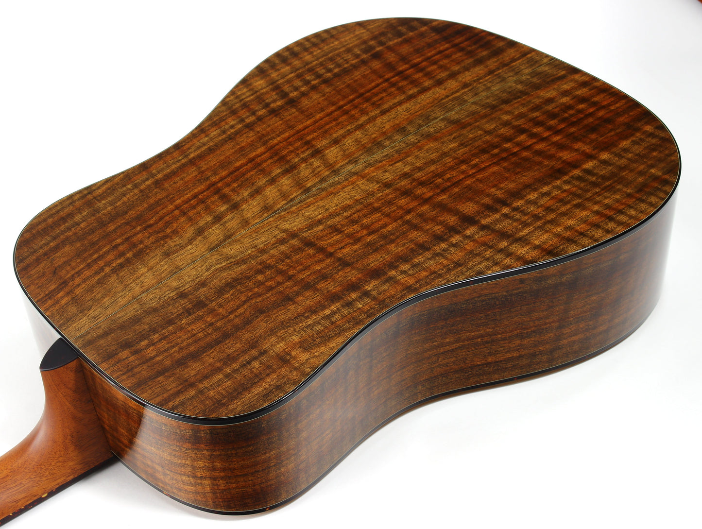 UNPLAYED! 1997 Taylor Cujo-10 Dreadnought Stephen King Signed Model Acoustic Guitar - Cedar/Walnut 14