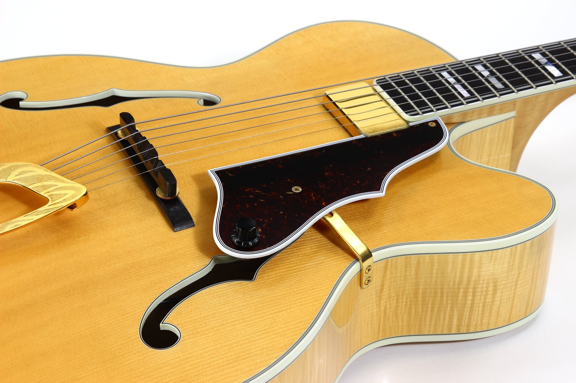 MINTY 1994 Guild Artist Award Natural Jazz Archtop Electric Guitar - Westerly RI, Carved Top, Highest Grade!
