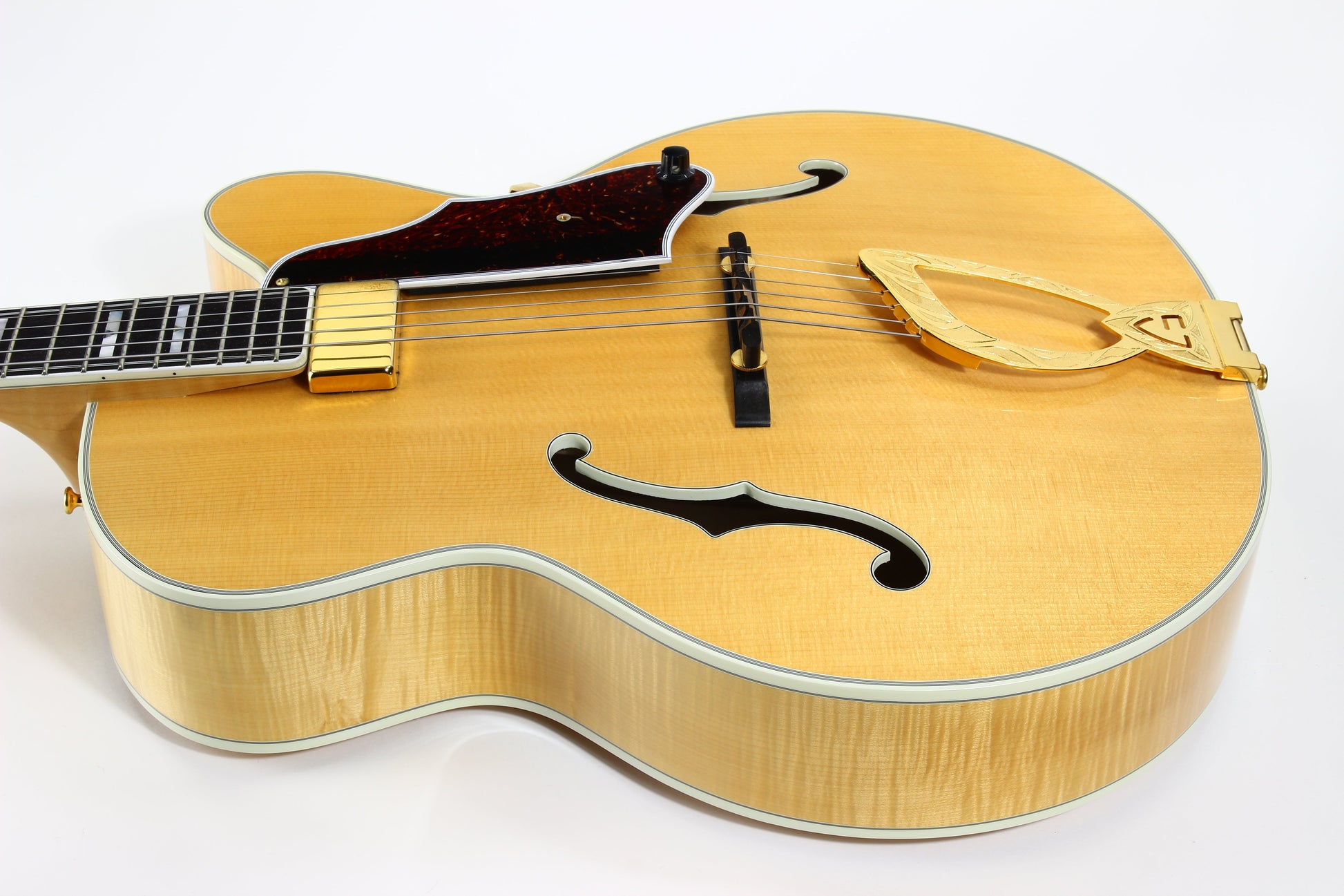 MINTY 1994 Guild Artist Award Natural Jazz Archtop Electric Guitar - Westerly RI, Carved Top, Highest Grade!
