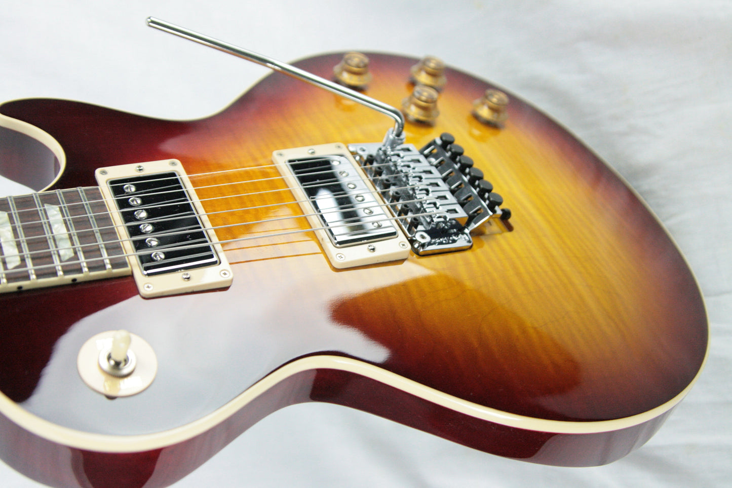 2017 Gibson Custom Shop Modern Les Paul Axcess Standard Floyd Rose Bourbon Burst Flametop!