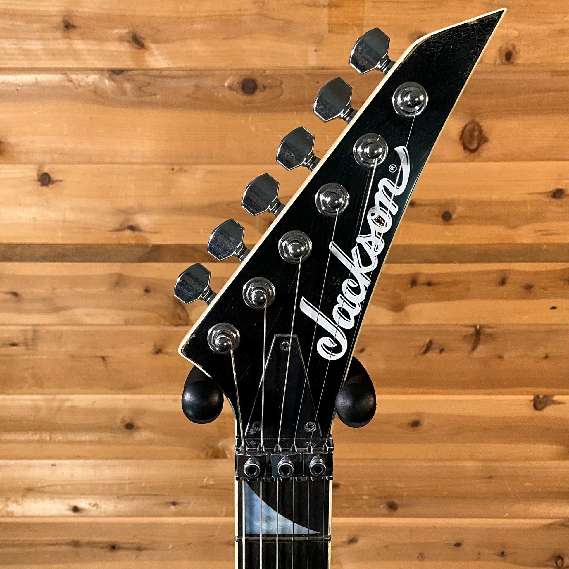 Jackson Custom Shop Special Edition Rhoads Electric Guitar - Vanilla Shake over 2 Tone Burst