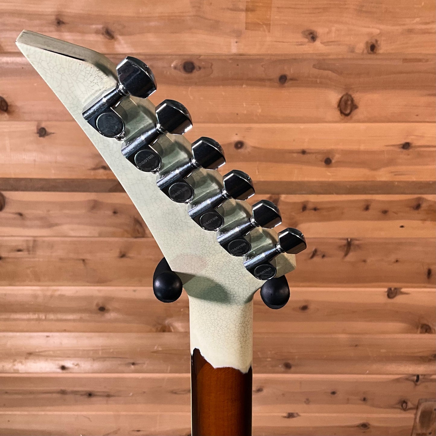 Jackson Custom Shop Special Edition Rhoads Electric Guitar - Vanilla Shake over 2 Tone Burst