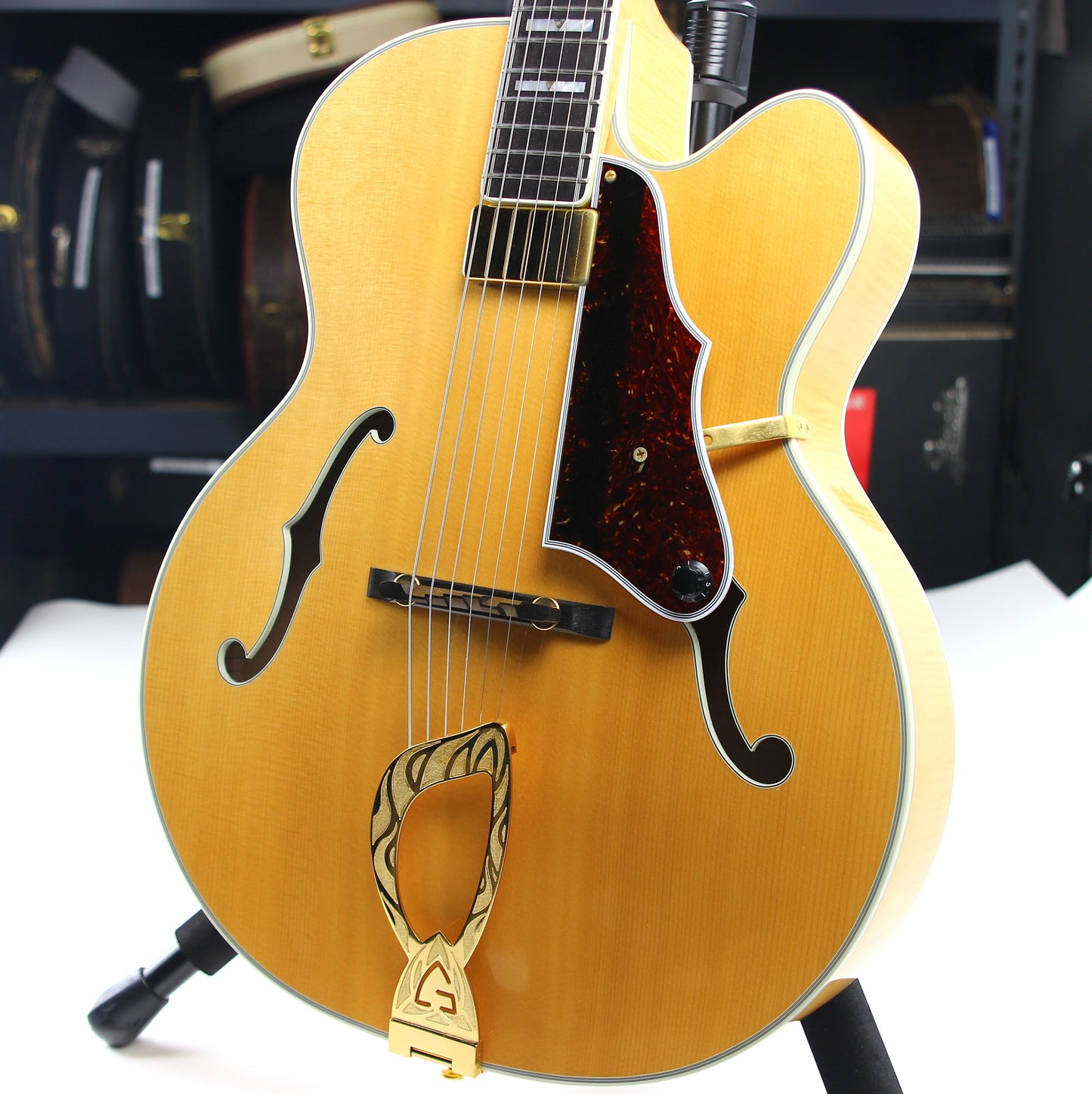 MINTY 1994 Guild Artist Award Natural Jazz Archtop Electric Guitar - Westerly RI, Carved Top, Highest Grade!