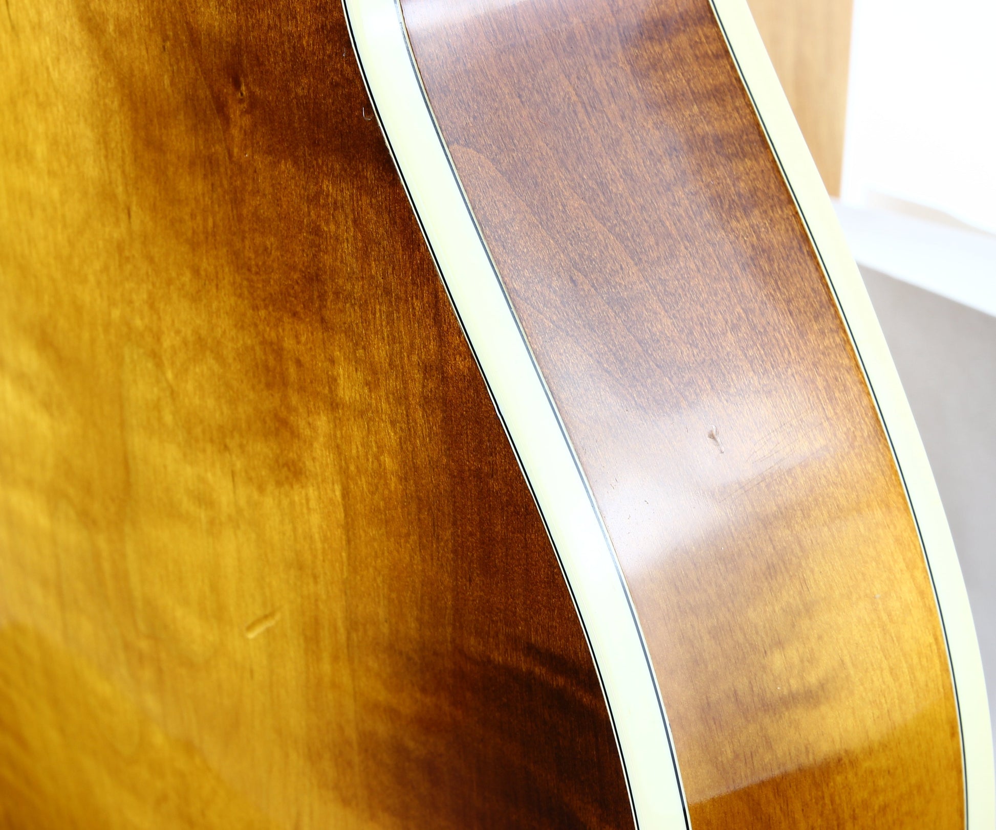 1994 Heritage Super Eagle ASB Antique Sunburst Jazz Archtop Electric Guitar -- Super 400, L-5, Floating Pickup!