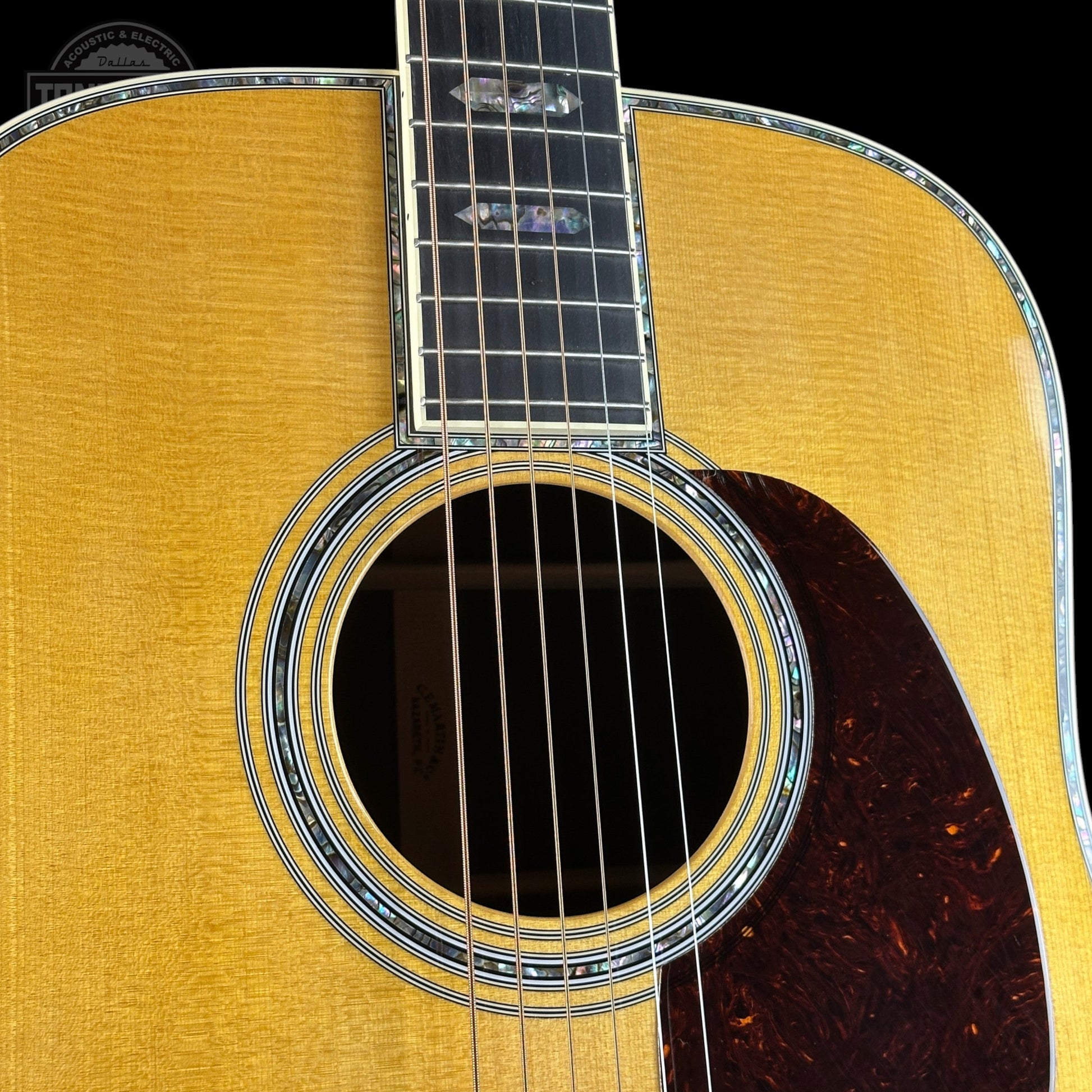 Used 2022 Martin D-45 w/case TSU25212