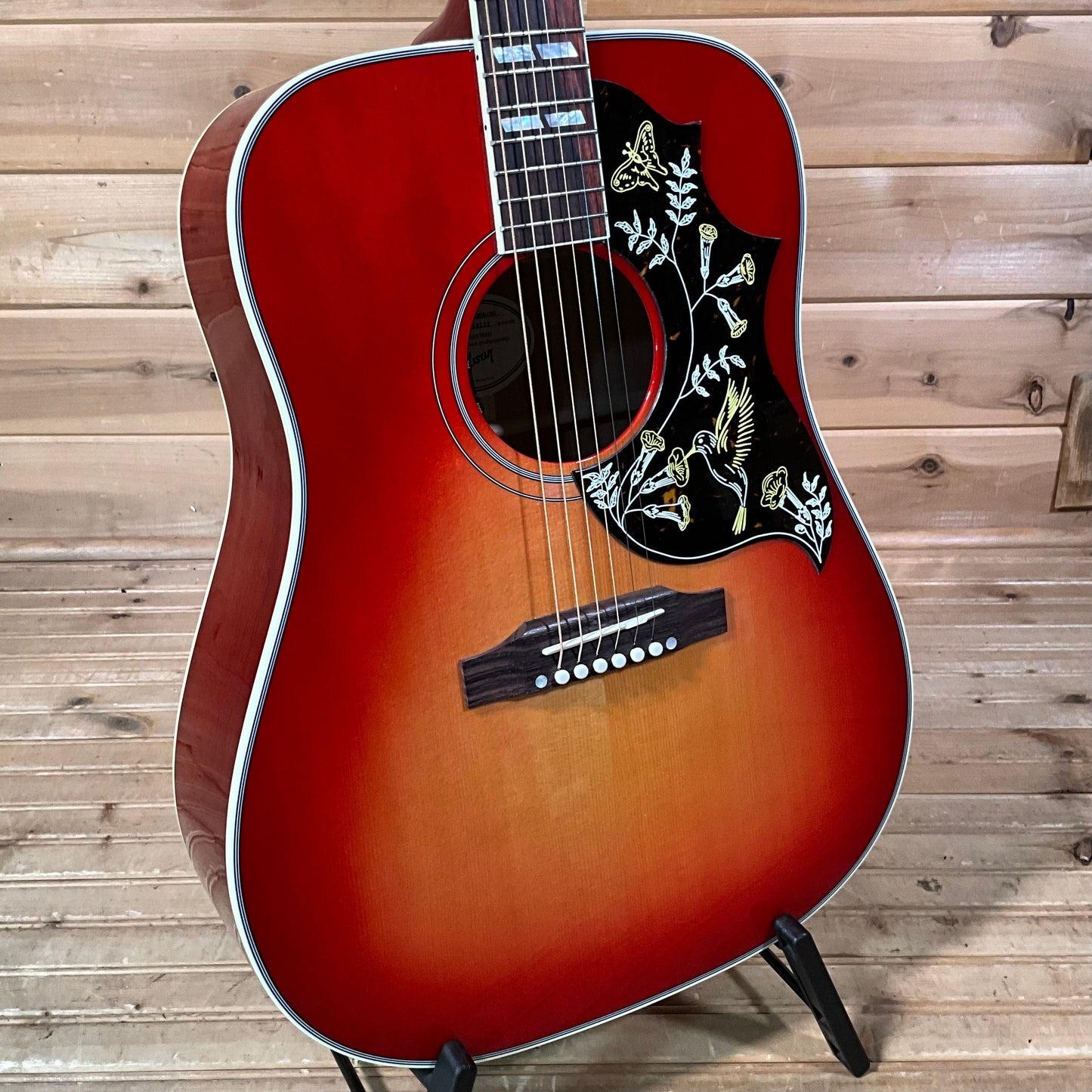 Gibson Hummingbird Standard Acoustic Guitar - Vintage Cherry Sunburst