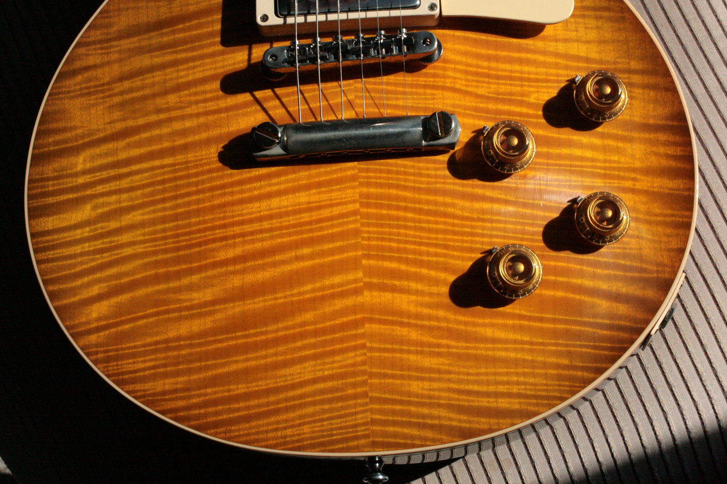 2019 Gibson 1959 Les Paul 60TH ANNIVERSARY Historic Reissue R9 59 Custom Shop Golden Poppy Burst