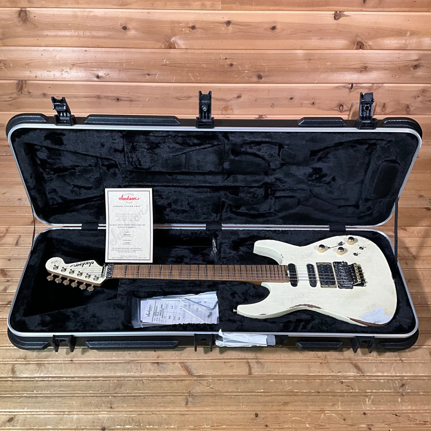 Jackson Custom Shop Phil Collins Signature Super Stratocaster Electric Guitar - Vanilla Shake