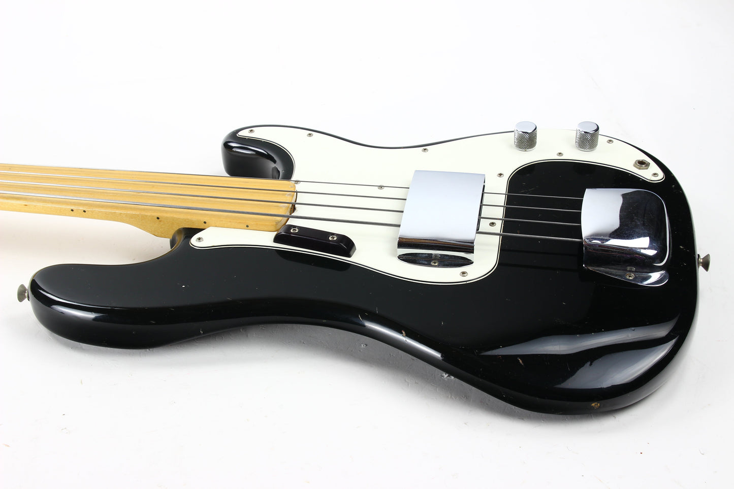 1974 Fender Precision Bass Fretless Black Custom Color - ALL ORIGINAL Vintage P! 1970’s, Maple Board