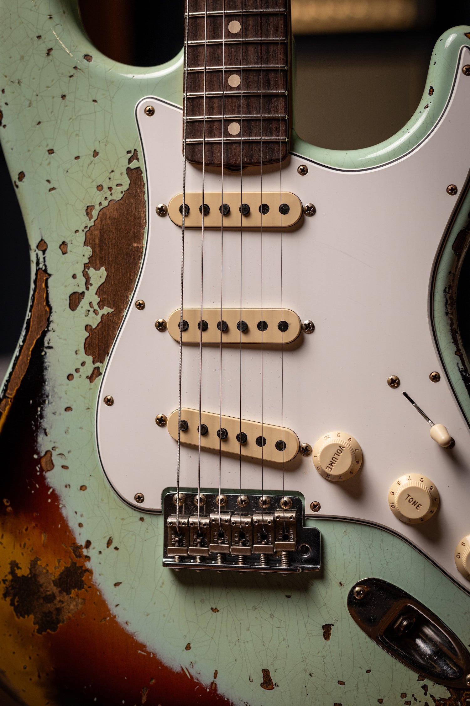 Fender Custom Shop 1963 Stratocaster Electric Guitar - Surf Green over 3-color Sunburst, Super Heavy Relic