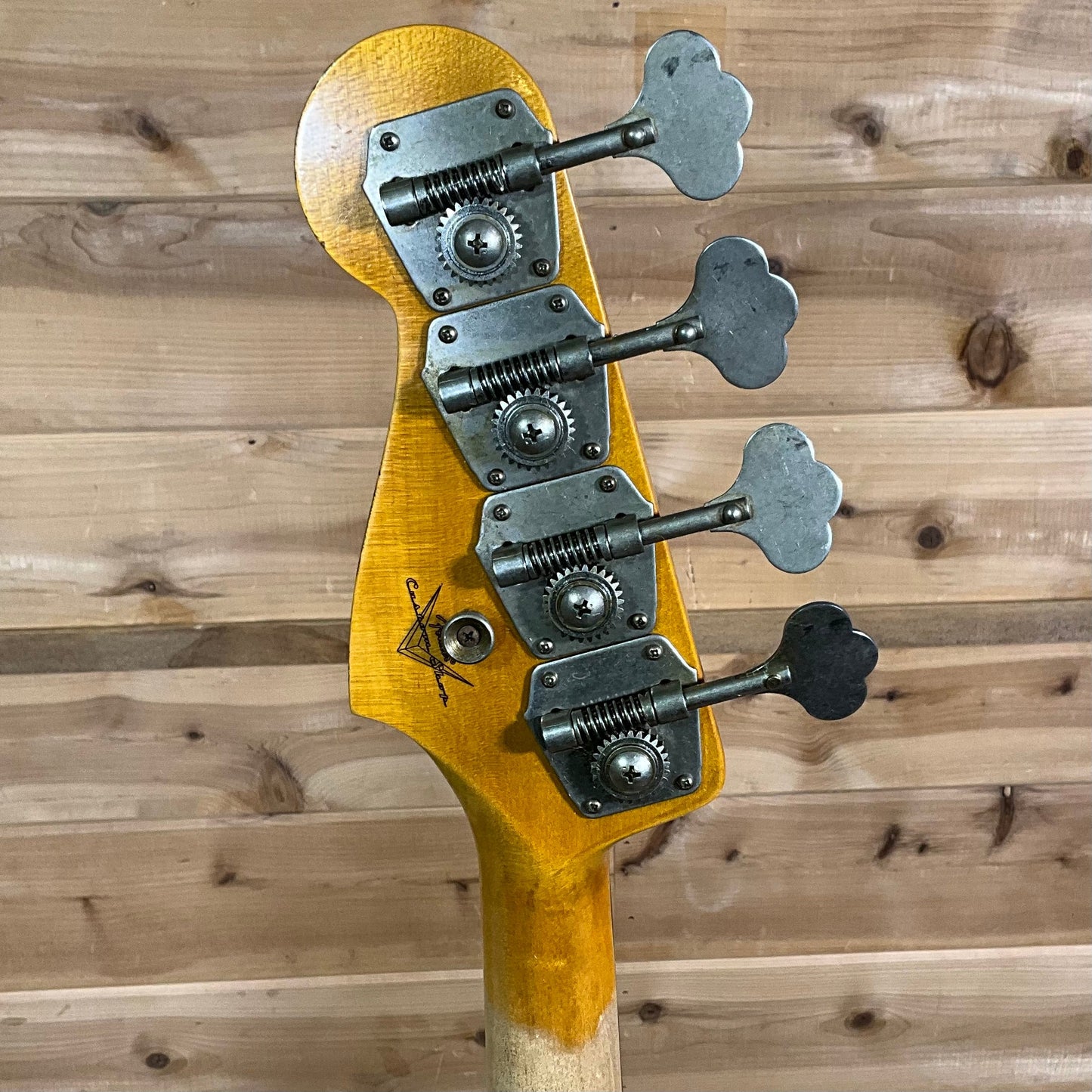 Fender Custom Shop 1961 Heavy Relic Jazz Bass - 3 Color Sunburst