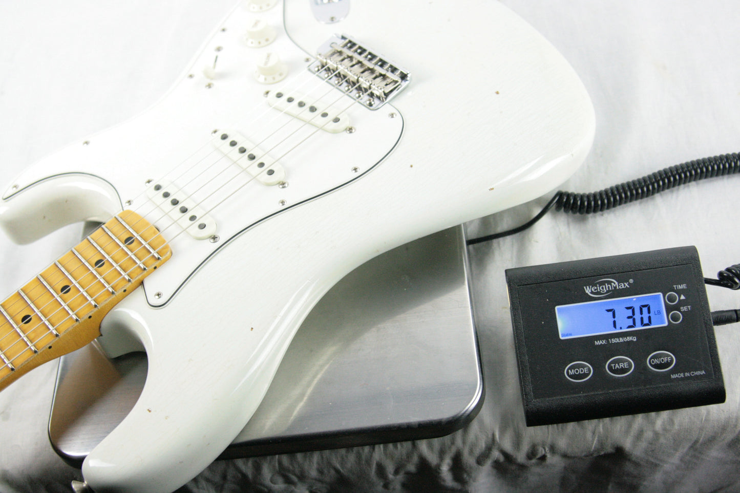 2018 Fender Custom Shop Jimi Hendrix Voodoo Child Stratocaster Journeyman Relic White Strat Maple Cap Neck