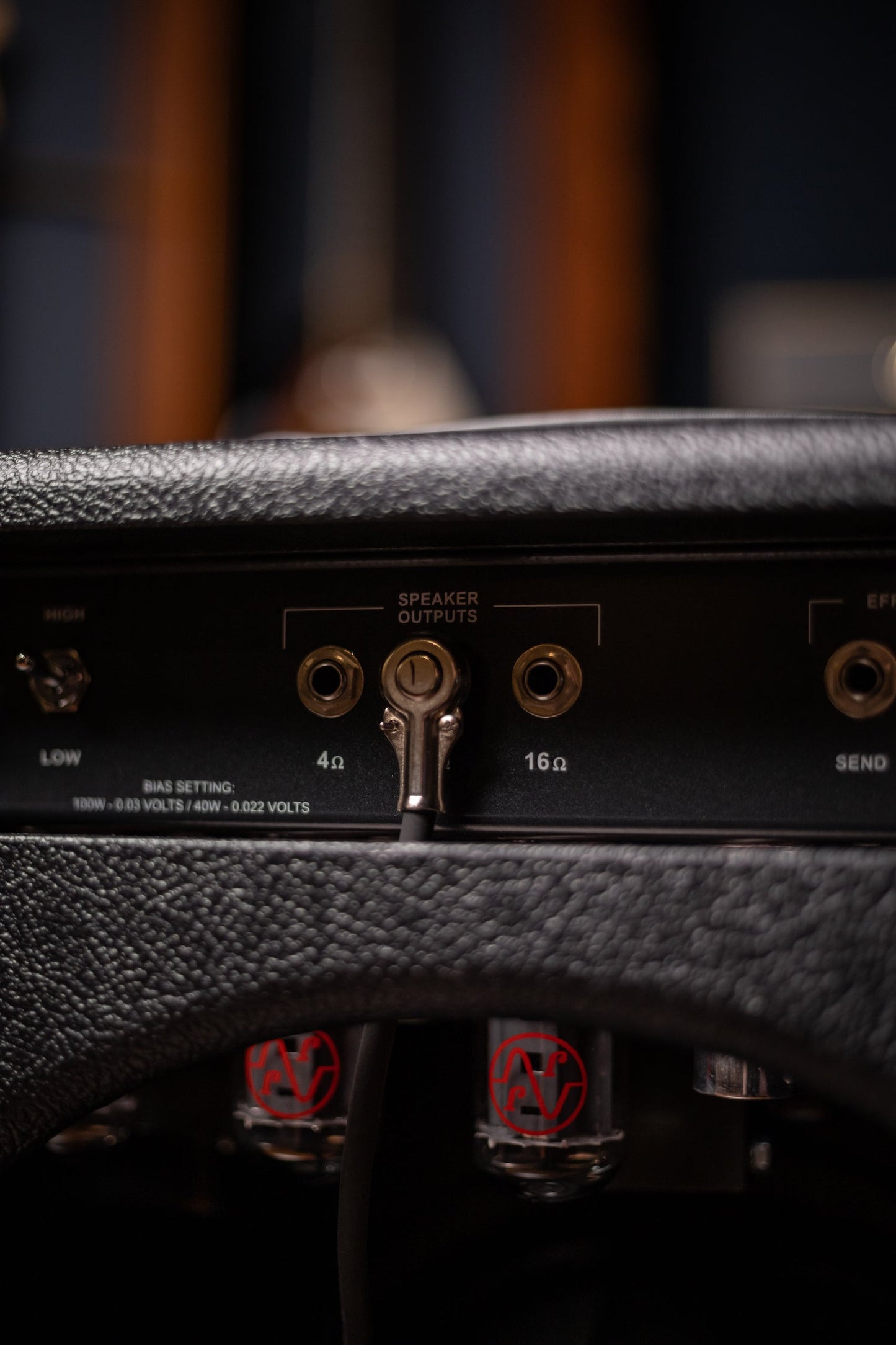 PRE-ORDER | Two-Rock Traditional Clean 100 Watt 1x12” Tube Combo Amp - Black Bronco, Blues Breaker Cloth, White Piping
